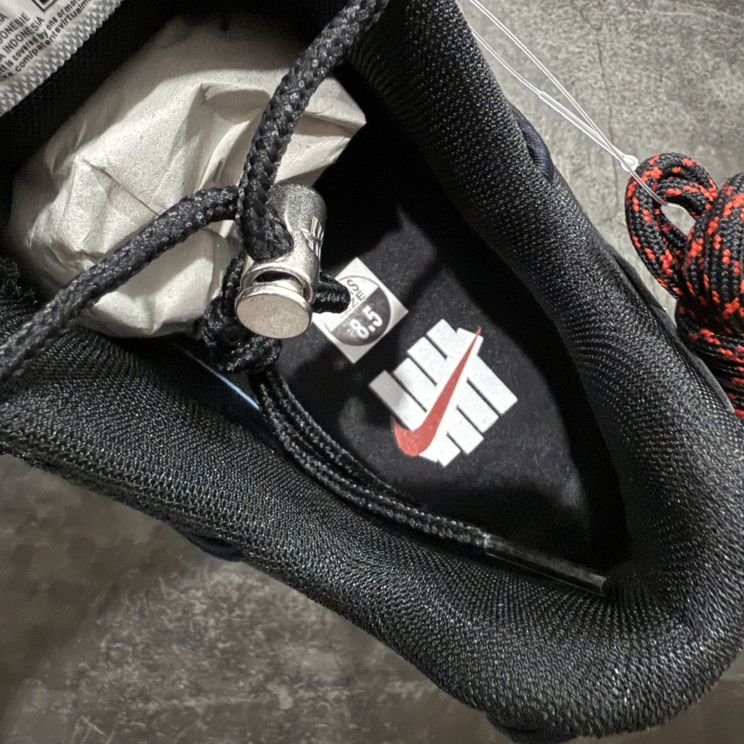 图片[8]-【KZ纯原】UNDEFEATED x Nike Air Max 95 OG Big Bubble 黑色 货号：IB4453-001 外贸顶级专供 区别先行版 全部配色原鞋原尺码开发生产 极致还原 全部原厂材料一比一打造 一眼ZP既视感 欢迎对比市场版本 尺码：40 40.5 41 42 42.5 43 44 44.5 45 46 46.5 47.5 48 48.5-选品中心