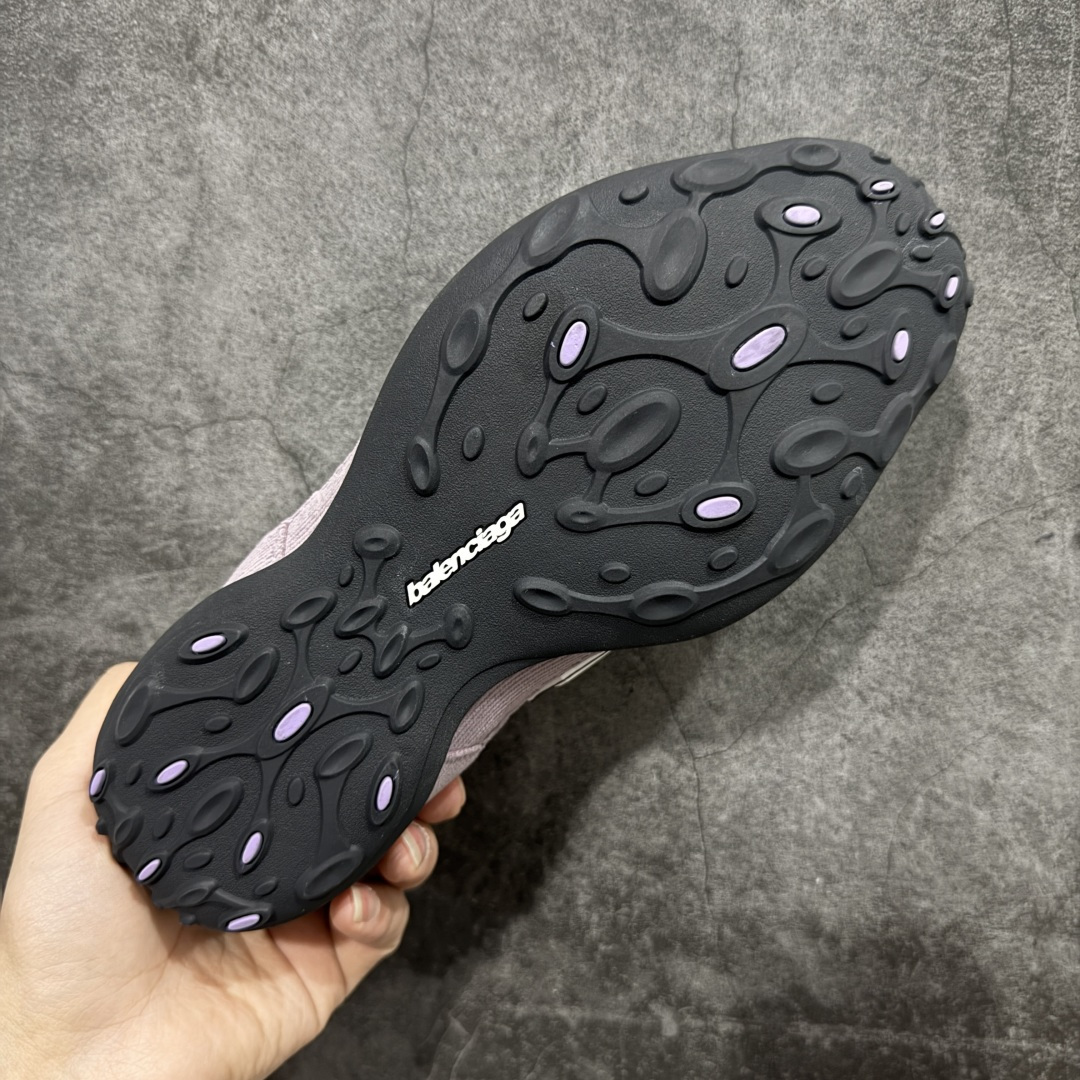 图片[9]-【XA版本】Balenciaga 巴黎世家 21代 Monday Ultra 棕白色 巴黎新款 鞋面主体采用特制聚酯纤维，同时搭配织物点缀，时尚耐看，无论是运动风还是日常搭配，穿起来都自带气场，走哪都吸晴。 尺码：35-46全码出货，♨️偏大一个尺码！-选品中心