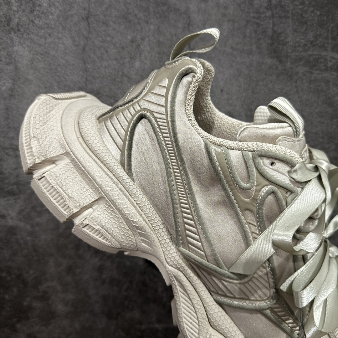 图片[7]-【XA版本】BALENCIAGA 3XL Sneakers 巴黎世家十代网布系带低帮走秀复古老爹鞋 全套原纸板楦头开发 最原汁原味的灵魂版型 全鞋荧光划线卡点 胶水把控整洁度追求极致完美 每一双都是工艺品 多重QC质检 超越公司货的品控标准 实实在在的免检产品 原盒原配 正确字体电绣 粗细、位置、大小正确 侧边TPU 透气孔匹配意产原版 正确分离大底 TPU软底 原版一致大底LOGO 立体感十足 原厂皮料水洗做旧 采购原厂网纱 不含皮革 网布材料和聚氨酯 磨损效果 鞋头边缘和后帮 Balenciaga 徽标 鞋面和后跟凸印尺码 鞋舌 3XL 橡胶品牌标识和反光细节 鞋帮拉袢和鞋舌拉祥 配反光细节 备用鞋带在鞋履前侧 可在穿着前取下 便于不同造型搭配 偏大一码 尺码：35-46-选品中心