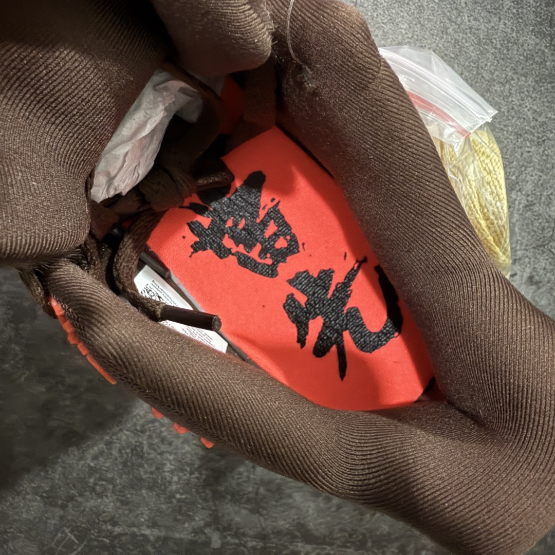 图片[7]-【纯原实战版】NK JA3 EP 莫兰特三代 实战低帮篮球鞋 IB6508-200 超高品质做工 细节到位 内置前后双气垫 材料足 不偷工减料 鞋头和鞋舌采用透气运动网布制成 采用更为挺拔的鞋口设计 为脚踝带来更佳的包裹与支撑感 侧面独特波纹纹理细节 打破了单调 赋予鞋子灵动与活力的视觉体验 中底部分巧妙借鉴了科比 5 的经典元素 尺码：39 40 40.5 41 42 42.5 43 44 45 46-选品中心