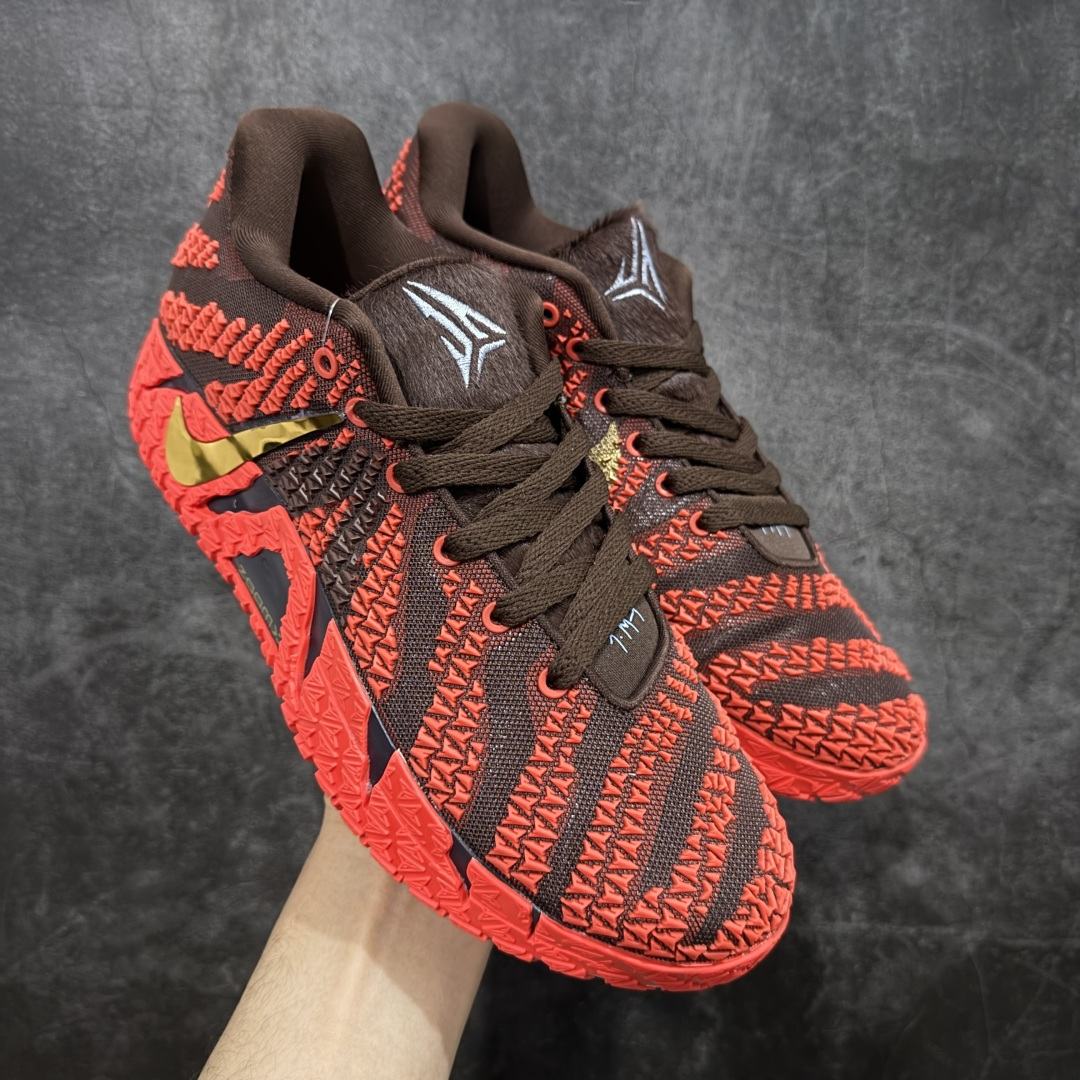 【纯原实战版】NK JA3 EP 莫兰特三代 实战低帮篮球鞋 IB6508-200 超高品质做工 细节到位 内置前后双气垫 材料足 不偷工减料 鞋头和鞋舌采用透气运动网布制成 采用更为挺拔的鞋口设计 为脚踝带来更佳的包裹与支撑感 侧面独特波纹纹理细节 打破了单调 赋予鞋子灵动与活力的视觉体验 中底部分巧妙借鉴了科比 5 的经典元素 尺码:39 40 40.5 41 42 42.5 43 44 45 46-选品中心