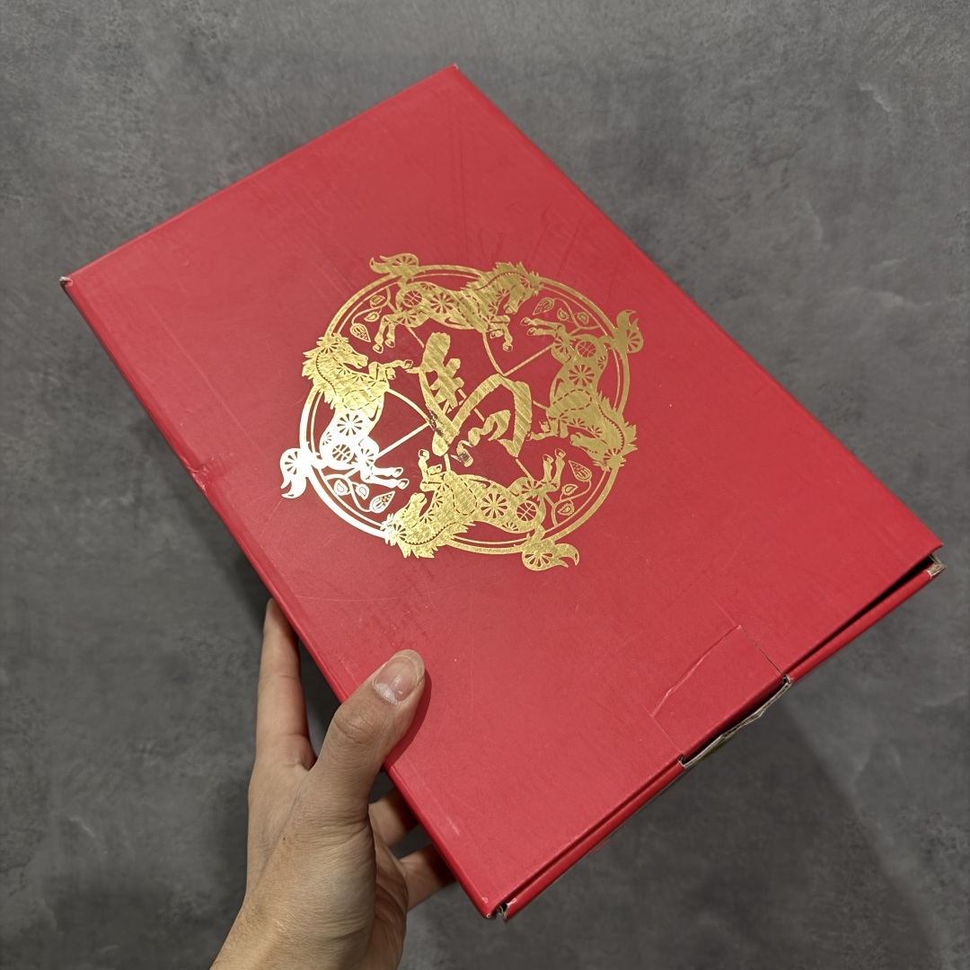 图片[10]-【纯原实战版】NK JA3 EP 莫兰特三代 实战低帮篮球鞋 IB6508-200 超高品质做工 细节到位 内置前后双气垫 材料足 不偷工减料 鞋头和鞋舌采用透气运动网布制成 采用更为挺拔的鞋口设计 为脚踝带来更佳的包裹与支撑感 侧面独特波纹纹理细节 打破了单调 赋予鞋子灵动与活力的视觉体验 中底部分巧妙借鉴了科比 5 的经典元素 尺码：39 40 40.5 41 42 42.5 43 44 45 46-选品中心