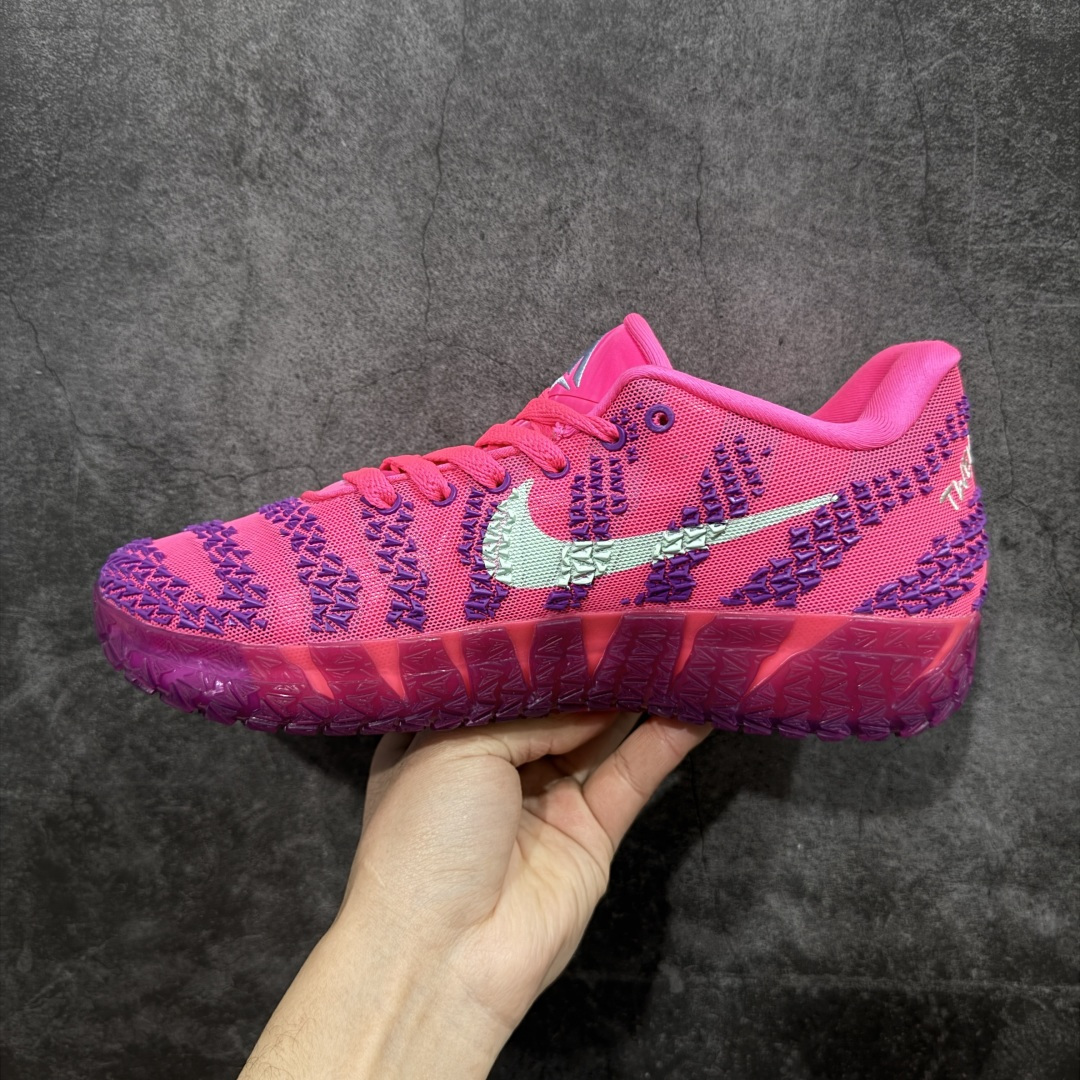 图片[2]-【纯原实战版】NK JA3 EP 莫兰特三代 实战低帮篮球鞋 HF2794-600 超高品质做工 细节到位 内置前后双气垫 材料足 不偷工减料 鞋头和鞋舌采用透气运动网布制成 采用更为挺拔的鞋口设计 为脚踝带来更佳的包裹与支撑感 侧面独特波纹纹理细节 打破了单调 赋予鞋子灵动与活力的视觉体验 中底部分巧妙借鉴了科比 5 的经典元素 尺码：39 40 40.5 41 42 42.5 43 44 45 46-选品中心