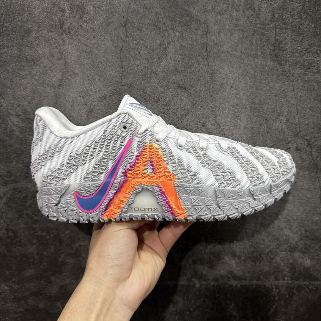 【纯原实战版】NK JA3 EP 莫兰特三代 实战低帮篮球鞋 HF2794-100 超高品质做工 细节到位 内置前后双气垫 材料足 不偷工减料 鞋头和鞋舌采用透气运动网布制成 采用更为挺拔的鞋口设计 为脚踝带来更佳的包裹与支撑感 侧面独特波纹纹理细节 打破了单调 赋予鞋子灵动与活力的视觉体验 中底部分巧妙借鉴了科比 5 的经典元素 尺码:39 40 40.5 41 42 42.5 43 44 45 46-选品中心