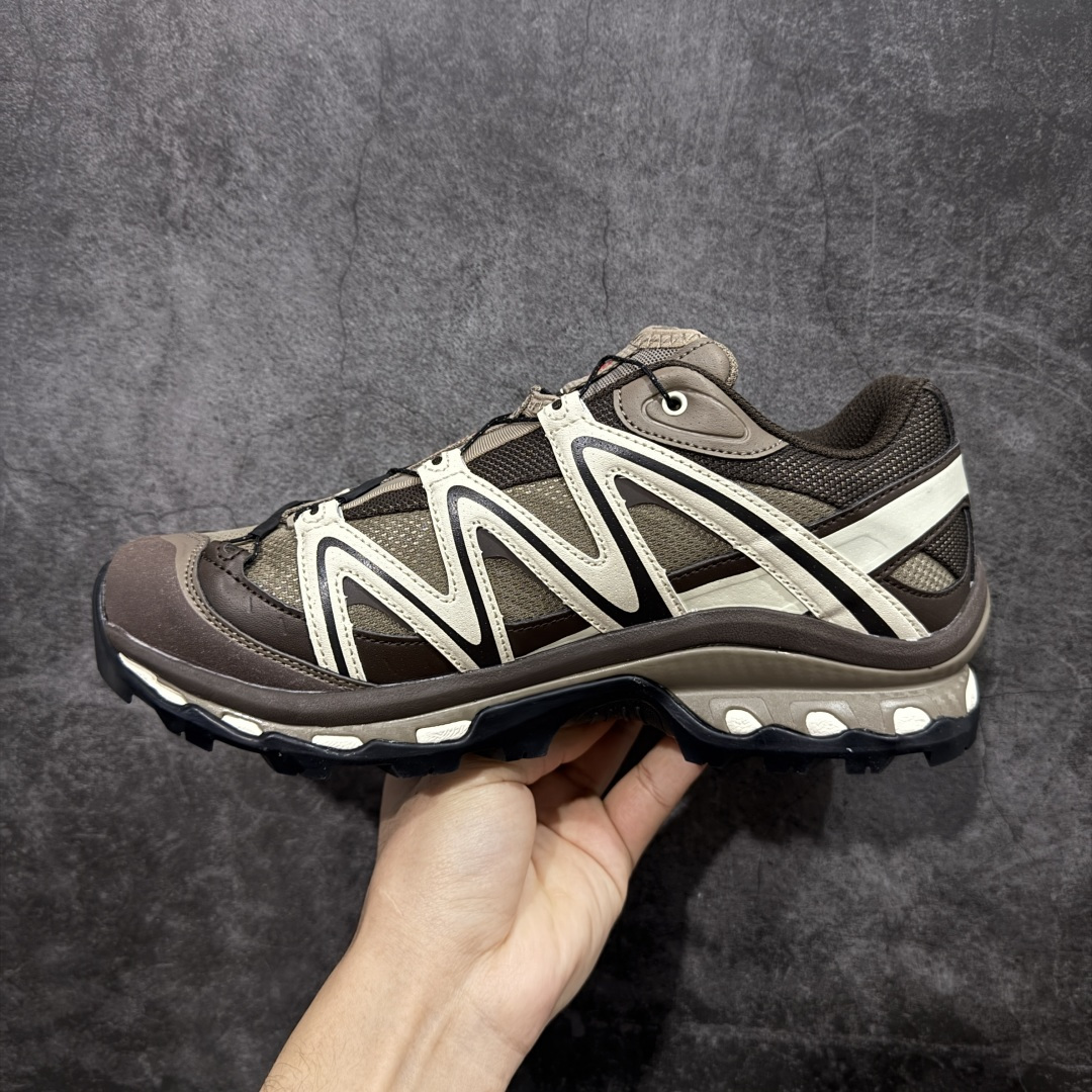图片[2]-【巅峰版】Salomon XT-QUEST ADV 萨洛蒙情侣款户外机能鞋 马年限定 茶马古道 492789 全新工厂出品 升级品质 全鞋改进为原厂一致材料打造 全新修长鞋型 版型正 全新玻璃冲刀 清洁度提升 中底带数字钢印 网面与鞋头材料校对一致无色差 鞋盒同步原版牛皮纸鞋盒 鞋头处添加☯️太极标 细节多次修改校正 坚持同步原版无差别 终端优势供应 尺码：36 36.5 37.5 38 38.5 39 40 40.5 41 42 42.5 43 44 44.5 45-选品中心