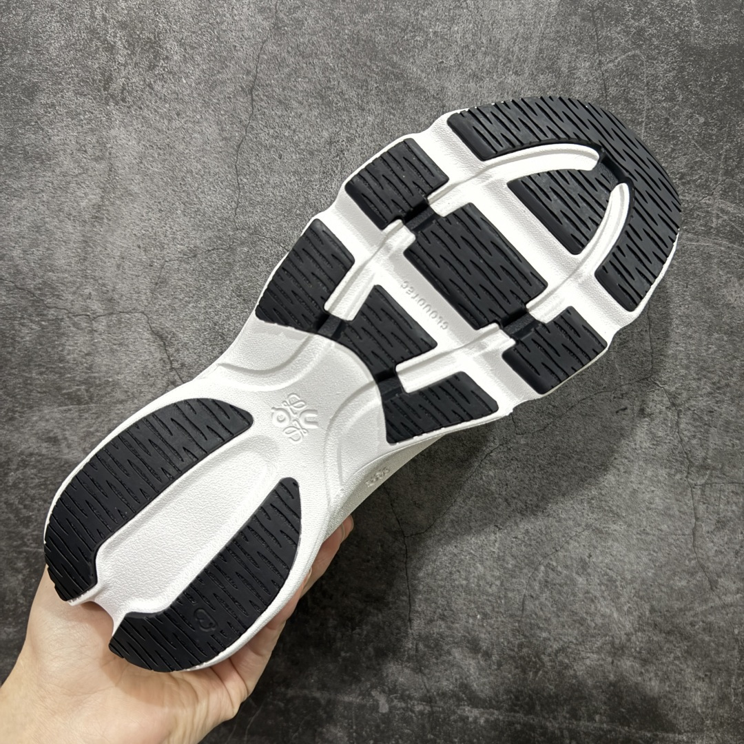 图片[9]-【莞产顶级】LOEWE罗意威 x ON昂跑 联名款 Cloudsolo系列 •原鞋一致橡胶底 原版高弹MD 加爆米花料 •正确后跟小蛮腰 •Logo立体有光泽度 •正确鞋头饱满立体 •鞋舌TPU立体高频 •正确鞋面网布多层厚实材料 •后跟织带高频立体 织带上浆加硬 •正确鞋带头滴胶柔软 •正确鞋垫前薄后厚有弹性（欧奈斯材料，非普通海玻璃） 尺码：36 36.5 37 37.5 38 38.5 39 40 40.5 41 42 42.5 43 44 44.5 45 46（真半码）-选品中心