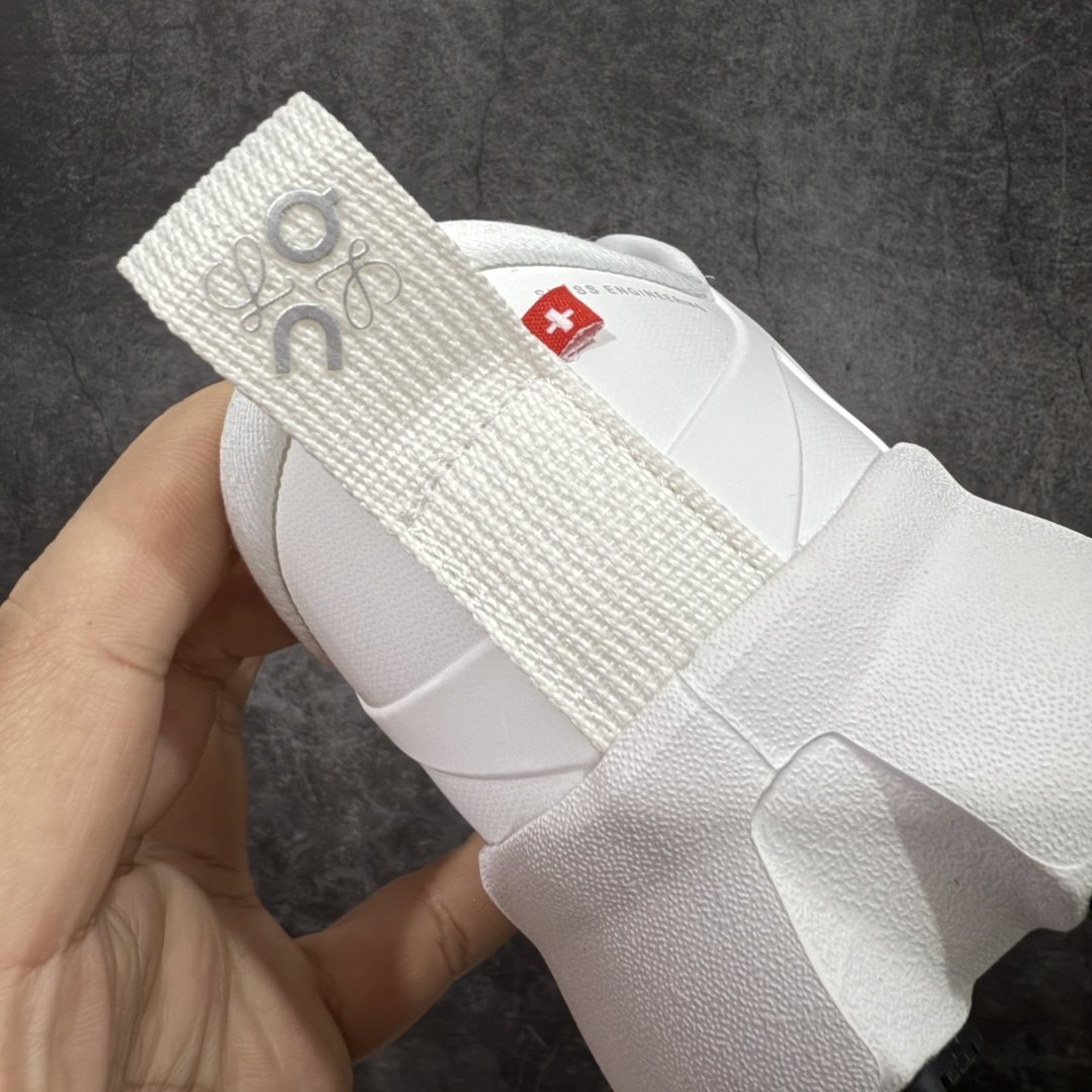 图片[2]-【莞产顶级】LOEWE罗意威 x ON昂跑 联名款 Cloudsolo系列 •原鞋一致橡胶底 原版高弹MD 加爆米花料 •正确后跟小蛮腰 •Logo立体有光泽度 •正确鞋头饱满立体 •鞋舌TPU立体高频 •正确鞋面网布多层厚实材料 •后跟织带高频立体 织带上浆加硬 •正确鞋带头滴胶柔软 •正确鞋垫前薄后厚有弹性（欧奈斯材料，非普通海玻璃） 尺码：36 36.5 37 37.5 38 38.5 39 40 40.5 41 42 42.5 43 44 44.5 45 46（真半码）-选品中心