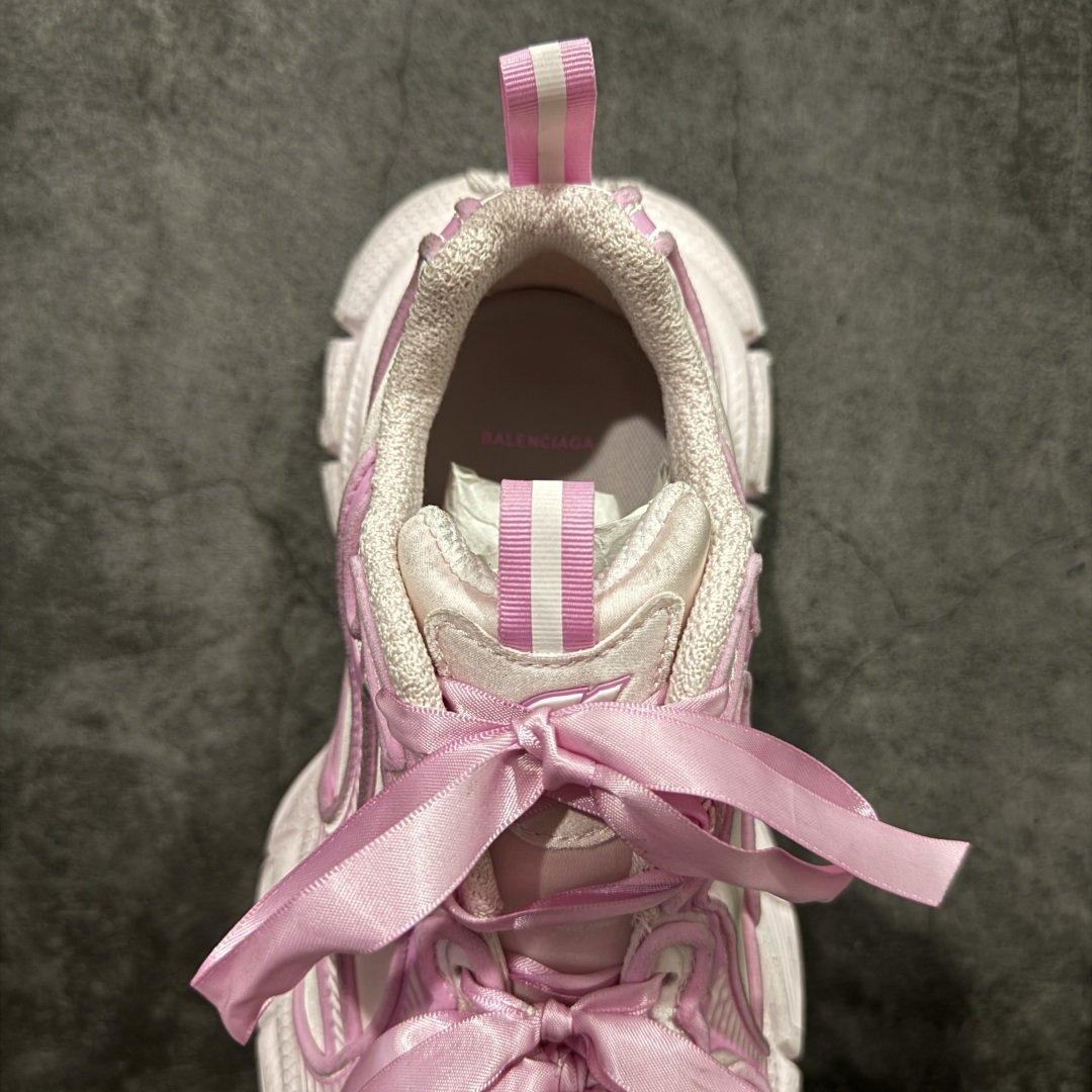 图片[8]-【XA版本】BALENCIAGA 3XL Sneakers 巴黎世家十代网布系带低帮走秀复古老爹鞋 全套原纸板楦头开发 最原汁原味的灵魂版型 全鞋荧光划线卡点 胶水把控整洁度追求极致完美 每一双都是工艺品 多重QC质检 超越公司货的品控标准 实实在在的免检产品 原盒原配 正确字体电绣 粗细、位置、大小正确 侧边TPU 透气孔匹配意产原版 正确分离大底 TPU软底 原版一致大底LOGO 立体感十足 原厂皮料水洗做旧 采购原厂网纱 不含皮革 网布材料和聚氨酯 磨损效果 鞋头边缘和后帮 Balenciaga 徽标 鞋面和后跟凸印尺码 鞋舌 3XL 橡胶品牌标识和反光细节 鞋帮拉袢和鞋舌拉祥 配反光细节 备用鞋带在鞋履前侧 可在穿着前取下 便于不同造型搭配 偏大一码 尺码：35-40-选品中心