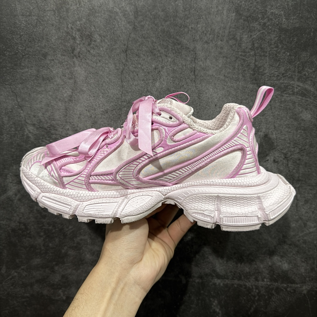 图片[2]-【XA版本】BALENCIAGA 3XL Sneakers 巴黎世家十代网布系带低帮走秀复古老爹鞋 全套原纸板楦头开发 最原汁原味的灵魂版型 全鞋荧光划线卡点 胶水把控整洁度追求极致完美 每一双都是工艺品 多重QC质检 超越公司货的品控标准 实实在在的免检产品 原盒原配 正确字体电绣 粗细、位置、大小正确 侧边TPU 透气孔匹配意产原版 正确分离大底 TPU软底 原版一致大底LOGO 立体感十足 原厂皮料水洗做旧 采购原厂网纱 不含皮革 网布材料和聚氨酯 磨损效果 鞋头边缘和后帮 Balenciaga 徽标 鞋面和后跟凸印尺码 鞋舌 3XL 橡胶品牌标识和反光细节 鞋帮拉袢和鞋舌拉祥 配反光细节 备用鞋带在鞋履前侧 可在穿着前取下 便于不同造型搭配 偏大一码 尺码：35-40-选品中心