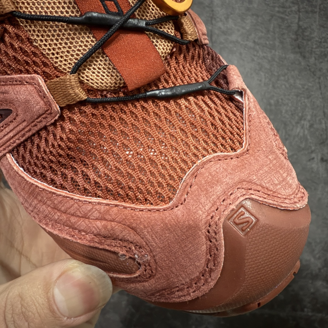 图片[5]-【W1纯原版】SALOMON XA Pro 3D 马年限定定制款 棕红色 萨洛蒙潮流越野机能户外功能鞋 479684 纯原外贸平台特供订单 耗时半年巨作 全套原纸板楦头开发 原厂特供网布配套加持 确保原汁原味 完美呈现版型 原档数据独家私模五层组合大底 男女鞋同步官方开发 原装Ortholite轻量化鞋垫 中底布带钢印编号 原厂TPU锁扣 进口港宝加持 后跟自然饱满 还原公司包裹性 鞋面采用SENSIFT贴合技术 全方位贴合包裹脚型 鞋跟部鞋底牵引设计 提供强大的抓地性能 更适应野外崎岖不平的道路 其3D ADVANCED CHASSIS底盘 材料轻量大化 钉齿设计更具稳定性 防护性 鞋底易磨损区运用CONTAGRIP高耐磨材料 应对城市硬质路面长距离跑考验 尺码：36 36.5 37.5 38 38.5 39 40 40.5 41 42 42.5 43 44 44.5 45-选品中心