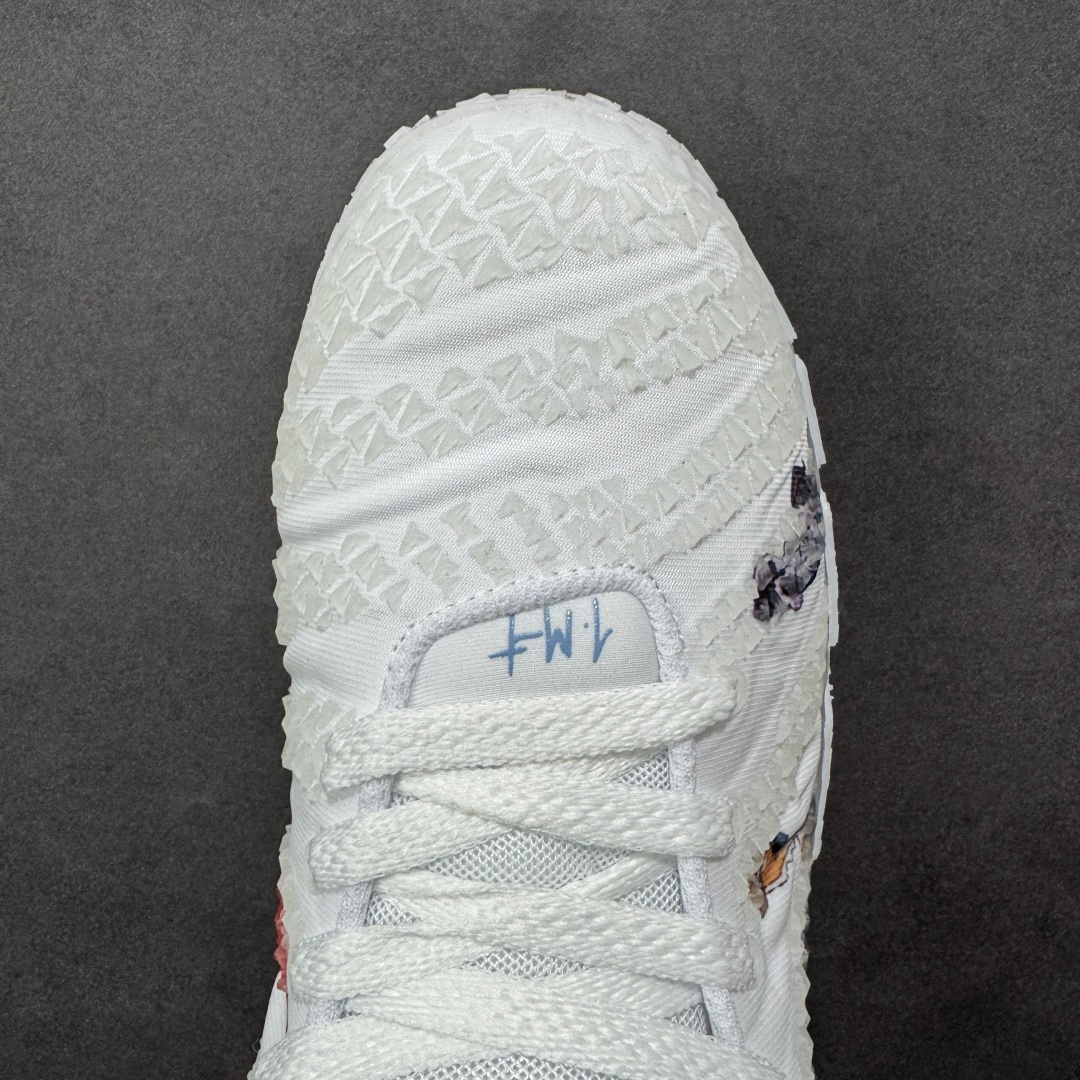 图片[8]-【定制版】Nike JA 3 莫兰特3代 马年限定 CNY新年款 耐克时尚百搭 耐磨透气 低帮篮球鞋 鞋面由柔软的纺织品和柔软的磨绒面皮组合而成 脚踝处带有透气孔 鞋款内部采用舒适的尼龙衬里 采用了配有气垫泡沫中底 半透明外底的设计增强了抓地力 货号：HF2794-007 尺码：38 38.5 39 40 40.5 41 42 42.5 43 44 45 46-选品中心