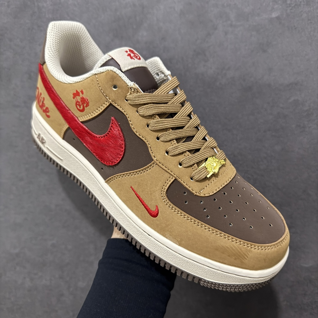 图片[3]-【定制版】NIke Air Force 1 \’07 Low “马年限定–暖棕朱红” 空军一号低帮 运动鞋 休闲鞋 折边针车 工艺难度大 原楦头原纸板 高端定制鞋盒 原厂鞋底 超高清洁度 细节完美 货号：NH0601-516 尺码：36 36.5 37.5 38 38.5 39 40 40.5 41 42 42.5 43 44 44.5 45-选品中心