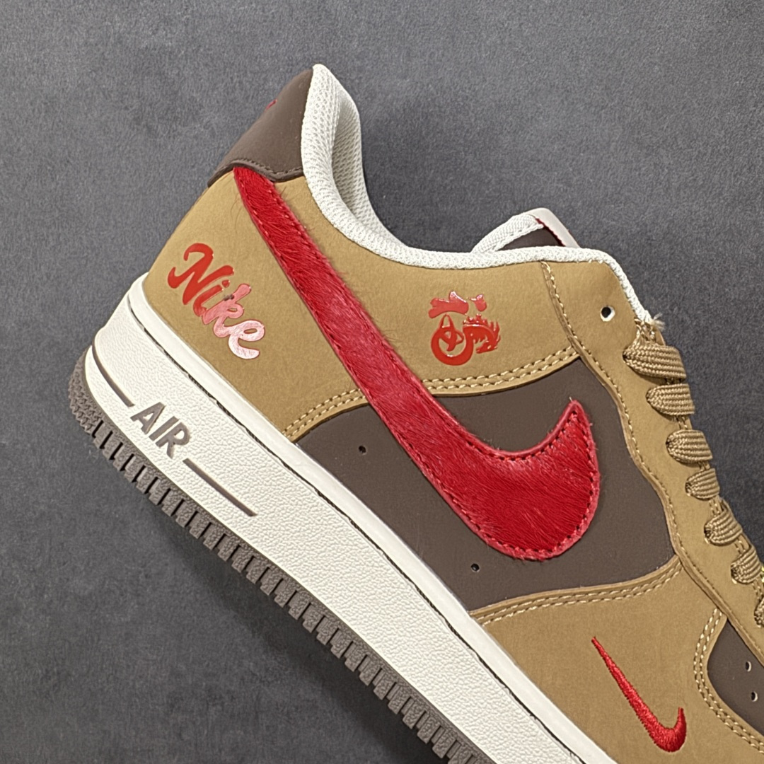 图片[6]-【定制版】NIke Air Force 1 \’07 Low “马年限定–暖棕朱红” 空军一号低帮 运动鞋 休闲鞋 折边针车 工艺难度大 原楦头原纸板 高端定制鞋盒 原厂鞋底 超高清洁度 细节完美 货号：NH0601-516 尺码：36 36.5 37.5 38 38.5 39 40 40.5 41 42 42.5 43 44 44.5 45-选品中心
