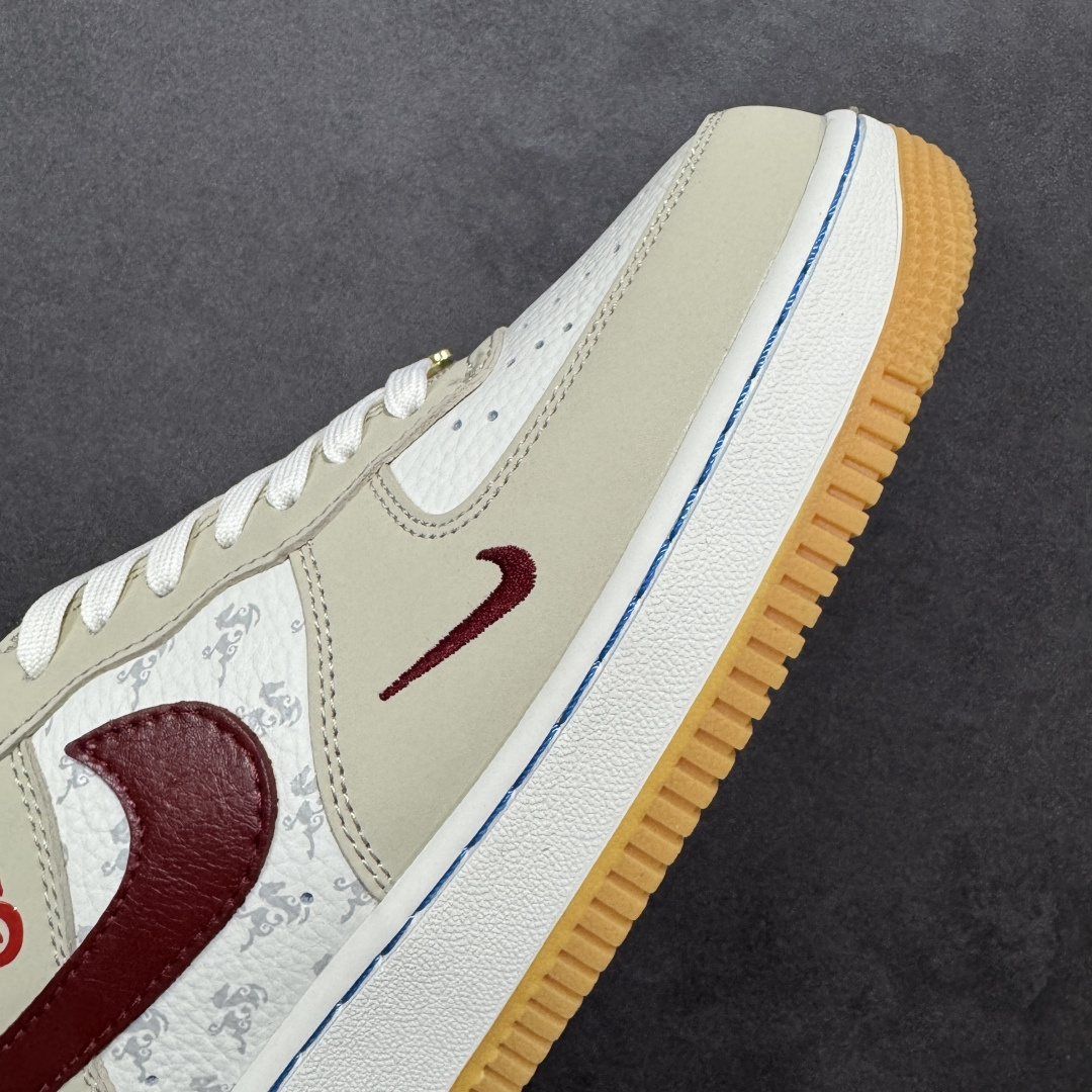 图片[5]-【定制版】NIke Air Force 1 \’07 Low “马年限定–云白赤霞” 空军一号低帮 运动鞋 休闲鞋 折边针车 高级夜光效果 工艺难度大 原楦头原纸板 高端定制鞋盒 原厂鞋底 超高清洁度 细节完美 货号：NH0601-519 尺码：36 36.5 37.5 38 38.5 39 40 40.5 41 42 42.5 43 44 44.5 45-选品中心