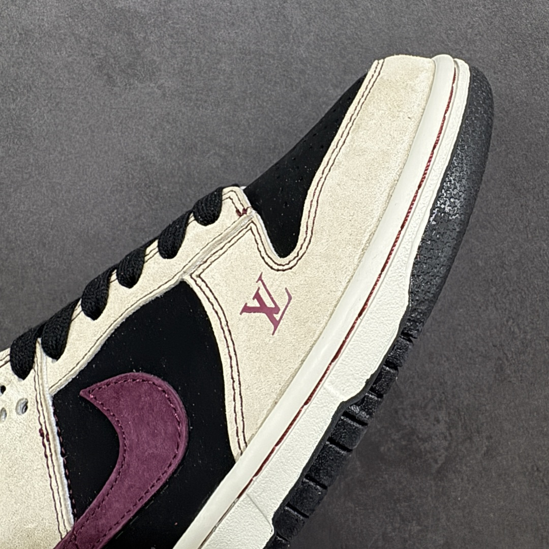 图片[5]-【定制版】Nike SB Dunk Low“马年限定——沙墨玫紫” 高端私人定制 低帮休闲板鞋 定制鞋盒 大厂纯原品质出货 超高清洁度 皮料切割干净无任何毛边 细节完美 货号：SG6688-008 尺码：36 36.5 37.5 38 38.5 39 40 40.5 41 42 42.5 43 44 44.5 45-选品中心