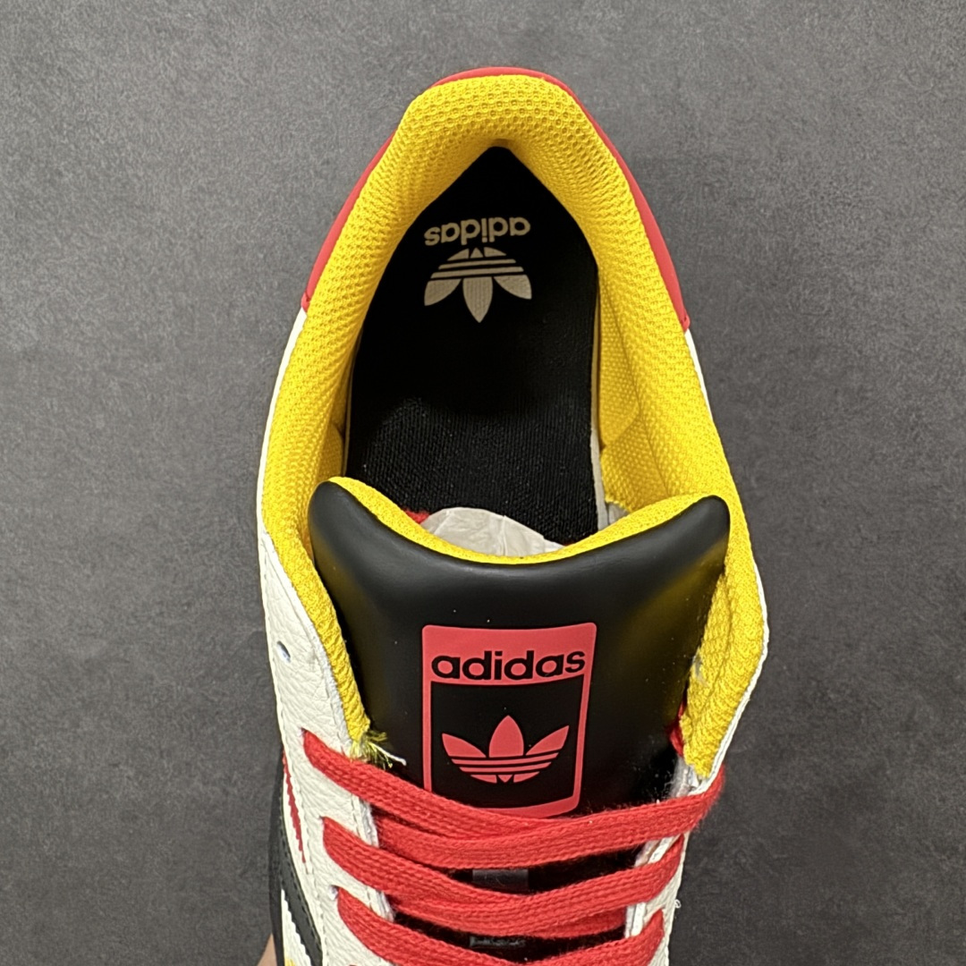 图片[7]-【定制版】Adidas Originals“马年联名限定 黑贝壳头，米白基底搭配红黑撞色条纹，头层皮革鞋面提升高级感，红鞋带 + 黄鞋口强化视觉层次，同色系车线精致细腻，每一处细节都在诉说复古潮味。 货号：LX0915 尺码：36 36.5 37.5 38 38.5 39 40 40.5 41 42 42.5 43 44 44.5 45-选品中心