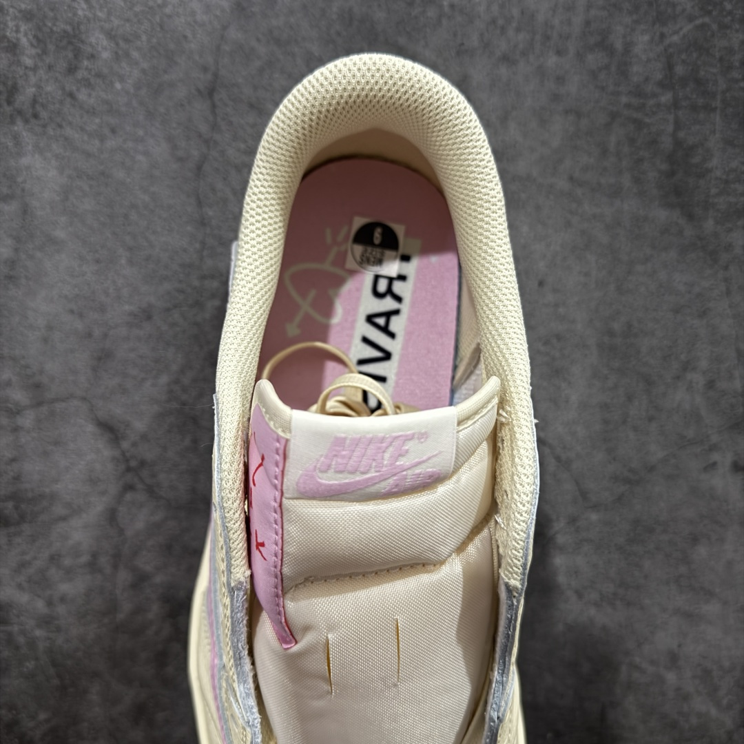 图片[8]-【PK纯原版本】Travis Scott x Air Jordan AJ1 Low OG SP TS联名 白粉倒钩低帮 IQ7604-100 知名大厂出品 纯原第一梯队版本 产品品控稳定性领先行业 各方面均可对飙市面通货版 SZ原厂全套原楦原纸板冲刀磨具开发 原厂皮料加持 原厂港宝加持定型后跟R度完美 同源原厂电绣 鬼脸飞翼针数密度立体效果一致 百分百一致原鞋 原厂拉帮工艺 针距密度一致 后跟弧度收口自然不对折 极致一眼正品既视感 进口玻璃冲刀皮料裁剪零毛边 全鞋电脑针车工艺 品控清洁度最高QC检验标准 免检产品 原厂订购鞋盒、鞋标、防尘纸、鞋撑、鞋带 追求极致的原厂味道 尺码：36-47.5-选品中心