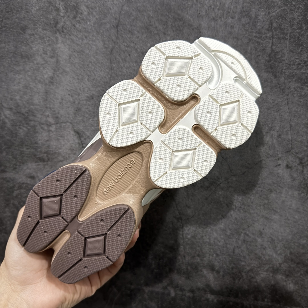 图片[9]-【纯原版】 New Balance NB9060 联名款 复古休闲运动慢跑鞋 U9060ETN 全套原楦原纸板原厂数据开发 进口三明治网面 原装进口翻毛皮料正确绒感卡色 正确中底拉帮中底网布细节 原厂标裁 带紫光防伪 定制后跟透明水晶模块 冲裁组合 大底贴合程度胶水上色把控完美 整洁度挑战全网艺术家 多道序QC把关品质完善 匠心打造 耗时两个月开发完成 工艺极其复杂难度可想而知 新开独立私模大底 全网唯一正确六层组合大底 高端零售专供产物 尺码：36 37 37.5 38 38.5 39 40 40.5 41 42 42.5 43 44 45 46.5-选品中心