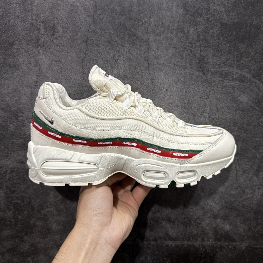 【KZ纯原】UNDEFEATED x Nike Air Max 95 OG Big Bubble 白色气垫跑鞋 货号：IB4453-100 外贸顶级专供 区别先行版 全部配色原鞋原尺码开发生产 极致还原 全部原厂材料一比一打造 一眼ZP既视感 欢迎对比市场版本 尺码：40 40.5 41 42 42.5 43 44 44.5 45 46 46.5 47.5 48 48.5-选品中心