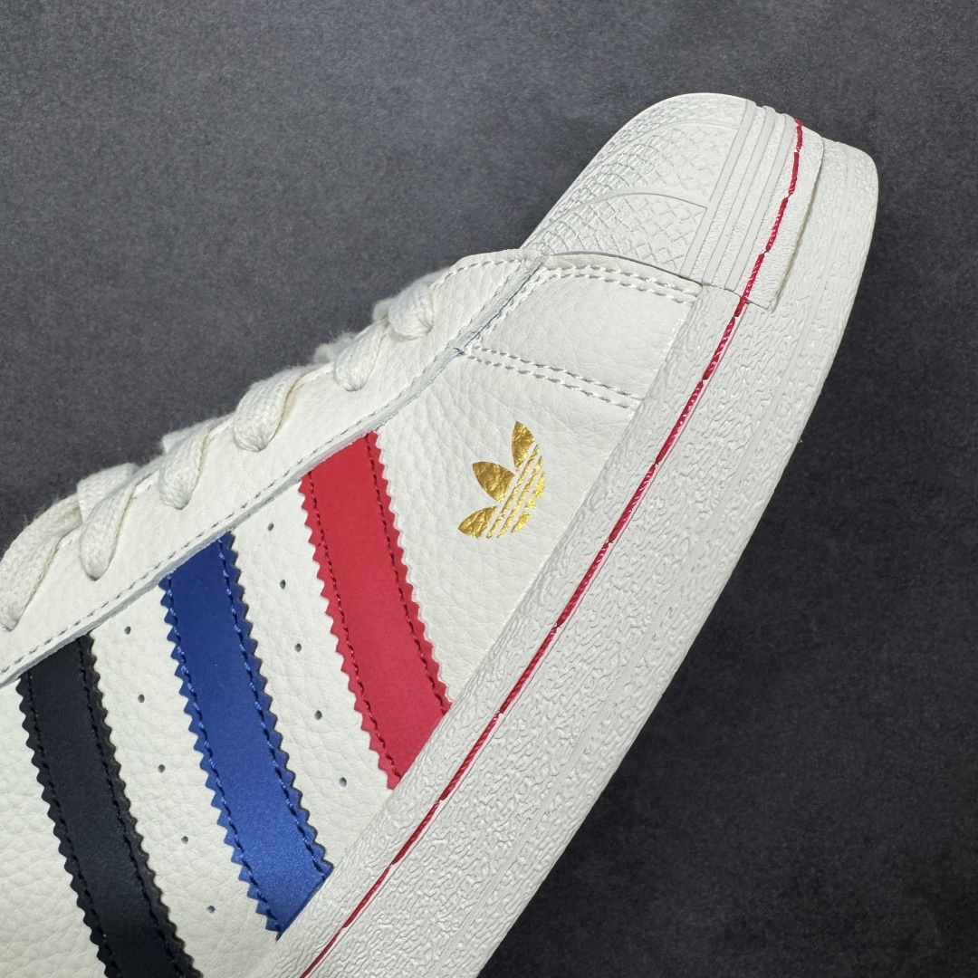 图片[5]-【定制版】Adidas Originals Superstar 阿迪达斯 三叶草 马年限定 贝壳头’DIY’系列低帮经典百搭休闲运动板鞋 原装头层材料 用料绝不含糊 独家版型蒸餾加工帶來的是更好的视觉和脚感体验 清洁度 电绣工艺 皮料切割干净无任何毛边 细节完美 货号：LX0916 尺码：36 36.5 37 38 38.5 39 40 40.5 41 42 42.5 43 44 45-选品中心