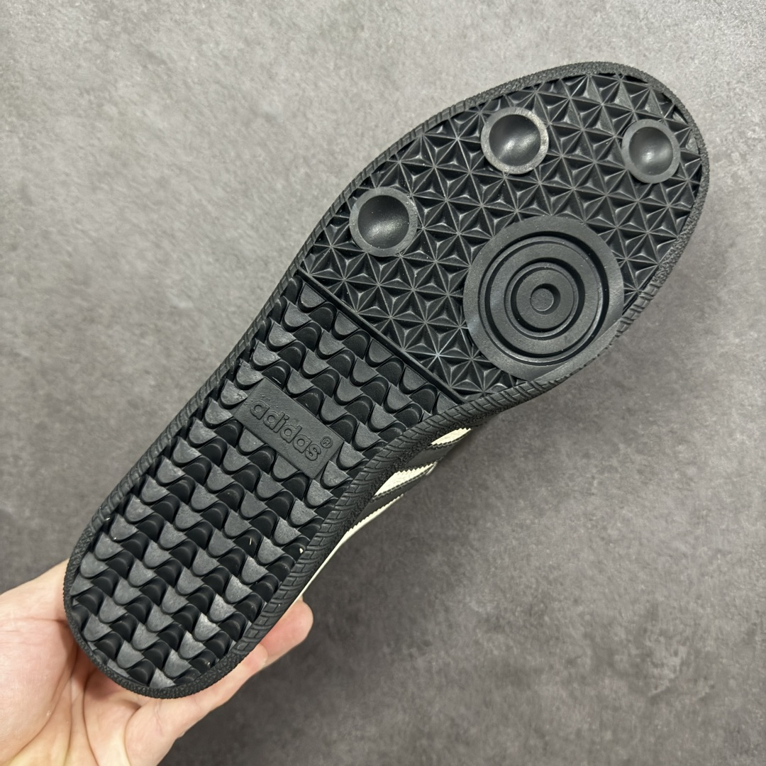 图片[9]-【定制版】Adidas Originals“马年联名限定 黑贝壳头，米白基底搭配红黑撞色条纹，头层皮革鞋面提升高级感，红鞋带 + 黄鞋口强化视觉层次，同色系车线精致细腻，每一处细节都在诉说复古潮味。 货号-：ZH2593 尺码：36 36.5 37.5 38 38.5 39 40 40.5 41 42 42.5 43 44 44.5 45-选品中心