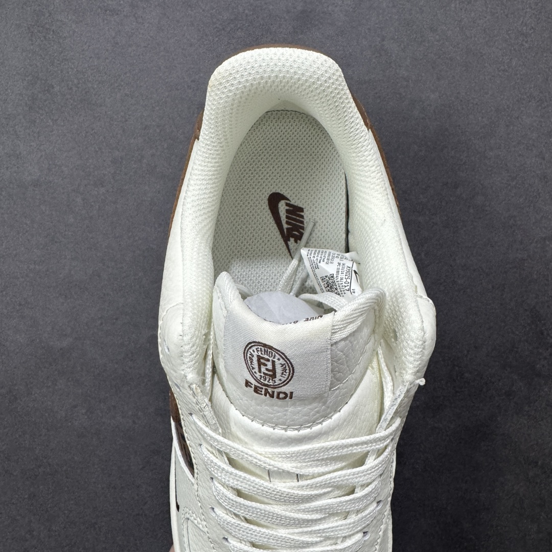 图片[7]-【定制版】NIke Air Force 1 \’07 Low “芬迪联名–复古白棕” 空军一号低帮 运动鞋 休闲鞋 折边针车 工艺难度大 原楦头原纸板 高端定制鞋盒 原厂鞋底 超高清洁度 细节完美 货号：XY9025-017 尺码：36 36.5 37.5 38 38.5 39 40 40.5 41 42 42.5 43 44 44.5 45-选品中心