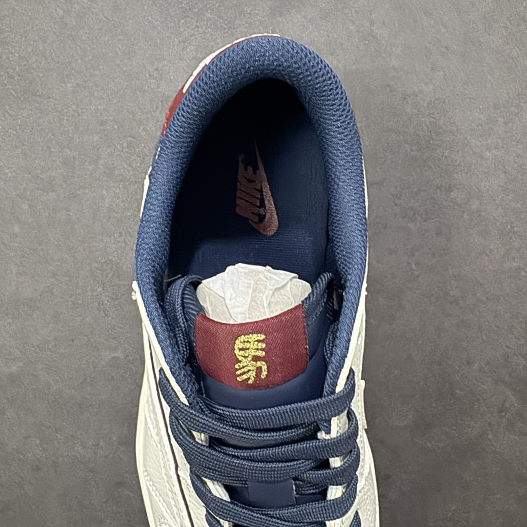 图片[7]-【定制版】高端定制 Travis Scott x Jordan 1 Low 马年限定-白红霁蓝 倒勾低帮休闲版本 原厂全头层皮 大厂纯原品质出货 纯正版型 定制鞋盒 皮料切割干净无任何毛边 细节完美 超高清洁度 货号：NH0601-059 尺码：36 36.5 37.5 38 38.5 39 40 40.5 41 42 42.5 43 44 44.5 45-选品中心
