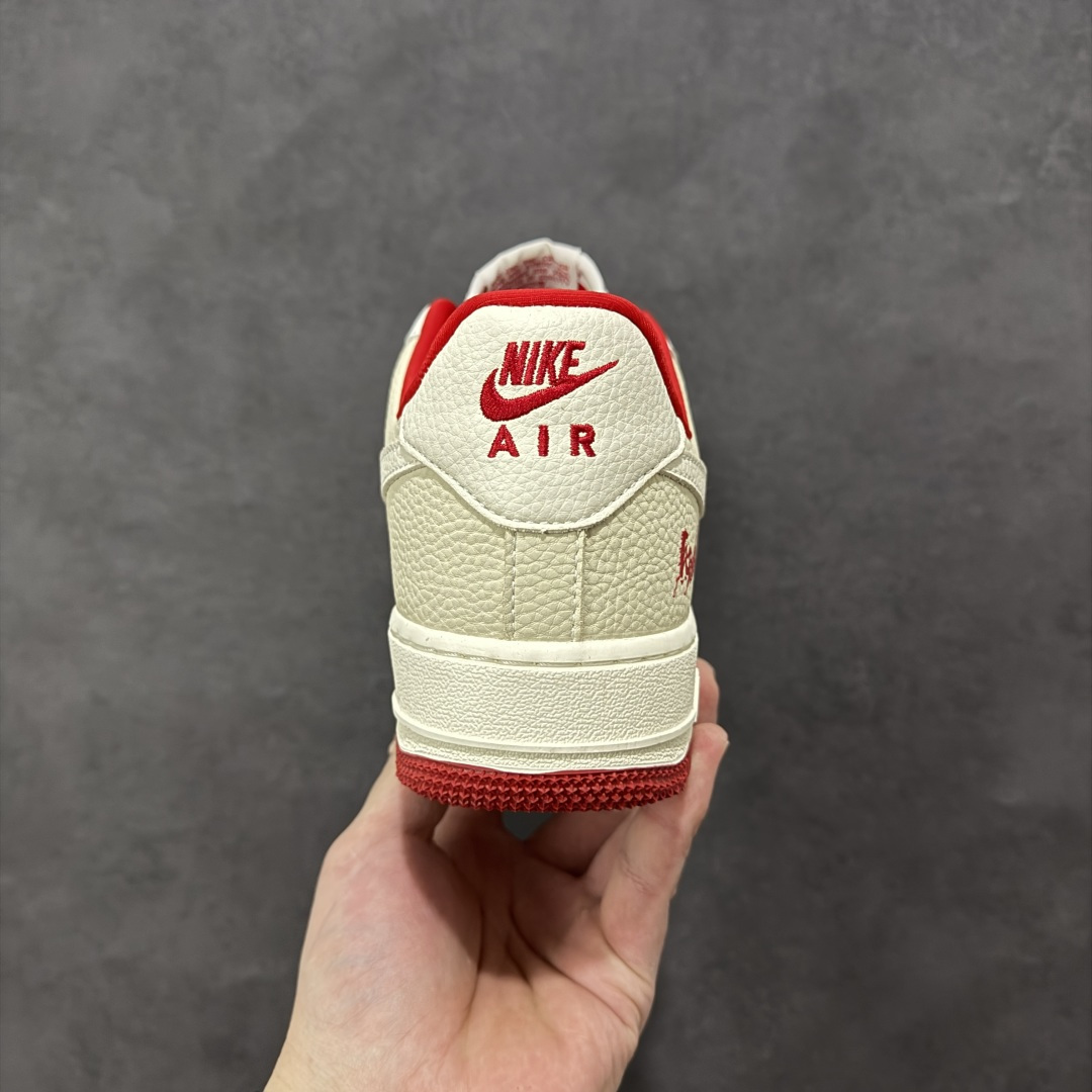 图片[4]-【定制版】Nike Air Force 1\’07 Low 马年限定 白红马毛中国风 空军一号低帮休闲板鞋 #原楦头原纸板 高端定制鞋盒 原厂鞋底 超高清洁度 细节完美 货号：XL1979-145  尺码：36 36.5 37.5 38 38.5 39 40 40.5 41 42 42.5 43 44 44.5 45-选品中心