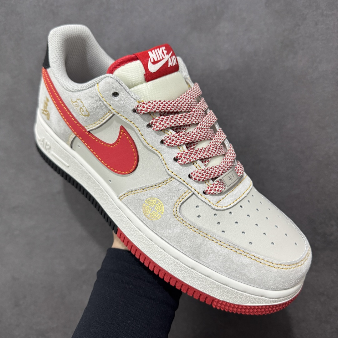 图片[3]-【定制版】Nike Air Force 1\’07 Low 马年限定 空军一号低帮休闲板鞋 #原楦头原纸板 高端定制鞋盒 原厂鞋底 超高清洁度 细节完美 货号：  尺码：36 36.5 37.5 38 38.5 39 40 40.5 41 42 42.5 43 44 44.5 45-选品中心