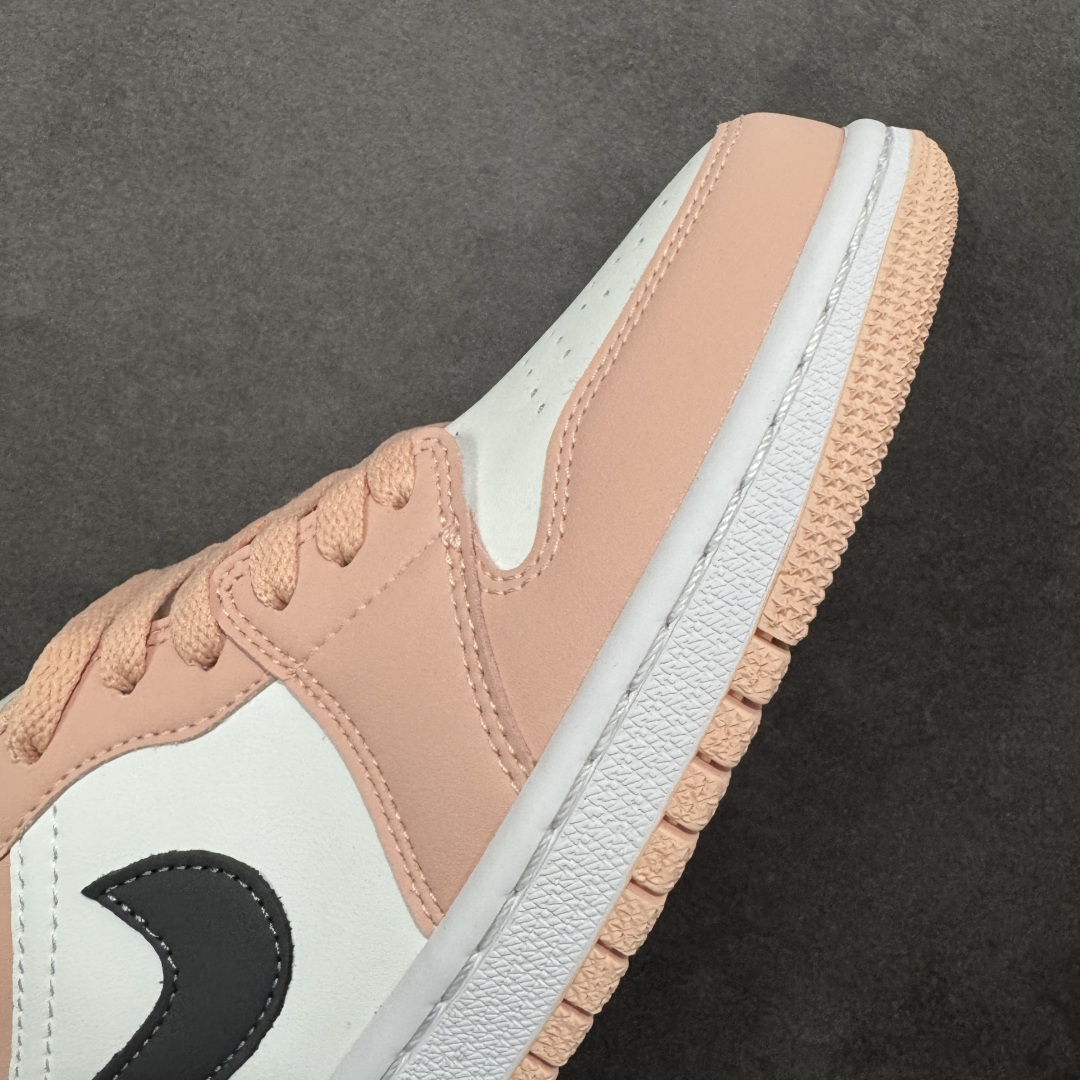 图片[5]-【H11版本】耐克Nike Air Jordan 1 AJ1经典复古经典低帮百搭文化篮球鞋 553560-800 公司级真标半码制#原档案原数据开发版型#采用荔枝纹头层皮革鞋面材质#原厂立体填充鞋舌海绵#中底注胶孔及缜密中底拉帮工艺#原数据开发模具大底 尺码：35.5 36 36.5 37.5 38 38.5 39 40 40.5 41 42 42.5 43 44 44.5 45 46 47.5 编码：H11B250260-选品中心