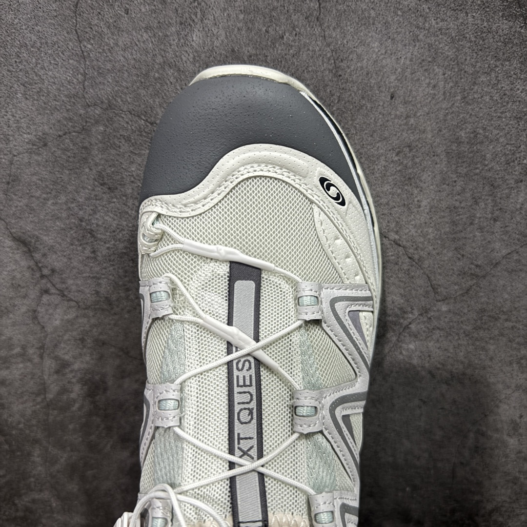 图片[5]-【W1版本】Salomon XT-QUEST ADV 萨洛蒙 时尚 舒适减震防滑耐磨 低帮跑步鞋 男女同款 491324 纯原外贸平台特供订单 耗时半年巨作 全套原纸板楦头开发 原厂特供网布配套加持 确保原汁原味 完美呈现版型 原档数据独家私模五层组合大底 男女鞋同步官方 原装Ortholite轻量化鞋垫 中底布带钢印编号 原厂TPU锁扣 进口港宝加持 后跟自然饱满 还原公司包裹性 基于 SALOMON 初代 XT 鞋身造型并搭载 4D ADVANCED CHASSIS™ 大底打造而成 为这款 XT-QUEST 带来了多项足部控制与保护等功能性 如在运动过程中控制左右晃动的过程而提高稳定性、改善长途越野过程中足中到足尖的过渡、提高感知岩石的精确度以抵抗尖锐物体对脚底的伤害以及采用动态缓冲来增强穿着舒适感 从而减轻疲劳感 使 XT-QUEST 成为一双舒适且安全的户外之履 尺码：36 36.5 37.5 38 38.5 39 40 40.5 41 42 42.5 43 44 44.5 45-选品中心