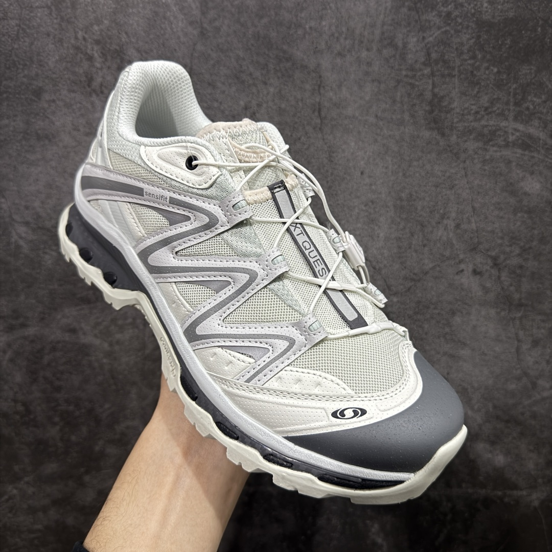 图片[3]-【W1版本】Salomon XT-QUEST ADV 萨洛蒙 时尚 舒适减震防滑耐磨 低帮跑步鞋 男女同款 491324 纯原外贸平台特供订单 耗时半年巨作 全套原纸板楦头开发 原厂特供网布配套加持 确保原汁原味 完美呈现版型 原档数据独家私模五层组合大底 男女鞋同步官方 原装Ortholite轻量化鞋垫 中底布带钢印编号 原厂TPU锁扣 进口港宝加持 后跟自然饱满 还原公司包裹性 基于 SALOMON 初代 XT 鞋身造型并搭载 4D ADVANCED CHASSIS™ 大底打造而成 为这款 XT-QUEST 带来了多项足部控制与保护等功能性 如在运动过程中控制左右晃动的过程而提高稳定性、改善长途越野过程中足中到足尖的过渡、提高感知岩石的精确度以抵抗尖锐物体对脚底的伤害以及采用动态缓冲来增强穿着舒适感 从而减轻疲劳感 使 XT-QUEST 成为一双舒适且安全的户外之履 尺码：36 36.5 37.5 38 38.5 39 40 40.5 41 42 42.5 43 44 44.5 45-选品中心