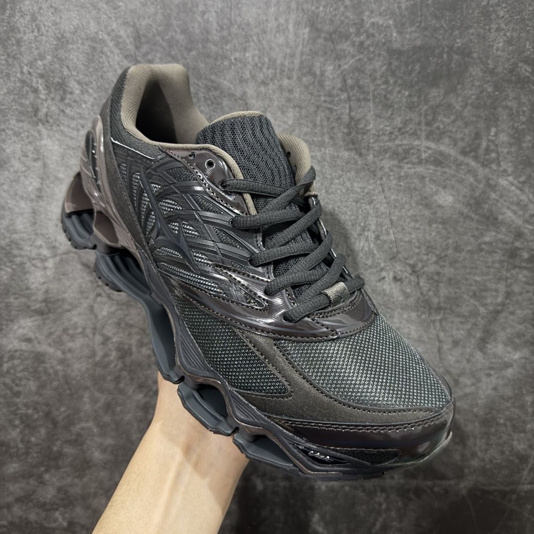 图片[3]-【纯原版】Mizuno 美津侬 WAVE PROPHECY 14S 复古时尚休闲舒适运动跑步鞋 美津浓WAVE机械缓震 可以说是机械缓震跑鞋科技的翘楚有着非凡的适应性，有着充分而持久的缓震能力和轻量化设计，是一双可以陪伴我们日常训练甚至是半马比赛的跑鞋，无论是“跑步初哥”还是“精英老鸟”，只要不是比较夸张的大体重人群，都可以穿着WAVE RIDER 来跑步。如果你不知道跑步穿什么鞋，不知道给别人推荐什么鞋，那么选“美津浓 ” 尺码：36-45-选品中心