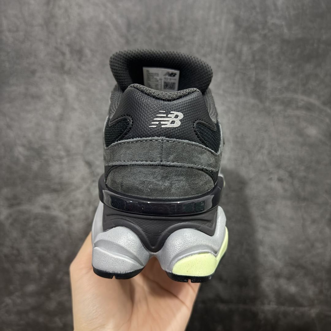 图片[4]-【纯原版】 New Balance NB9060 联名款 复古休闲运动慢跑鞋 U90602P8 全套原楦原纸板原厂数据开发 进口三明治网面 原装进口翻毛皮料正确绒感卡色 正确中底拉帮中底网布细节 原厂标裁 带紫光防伪 定制后跟透明水晶模块 冲裁组合 大底贴合程度胶水上色把控完美 整洁度挑战全网艺术家 多道序QC把关品质完善 匠心打造 耗时两个月开发完成 工艺极其复杂难度可想而知 新开独立私模大底 全网唯一正确六层组合大底 高端零售专供产物 尺码：36 37 37.5 38 38.5 39 40 40.5 41 42 42.5 43 44 45 46.5-选品中心