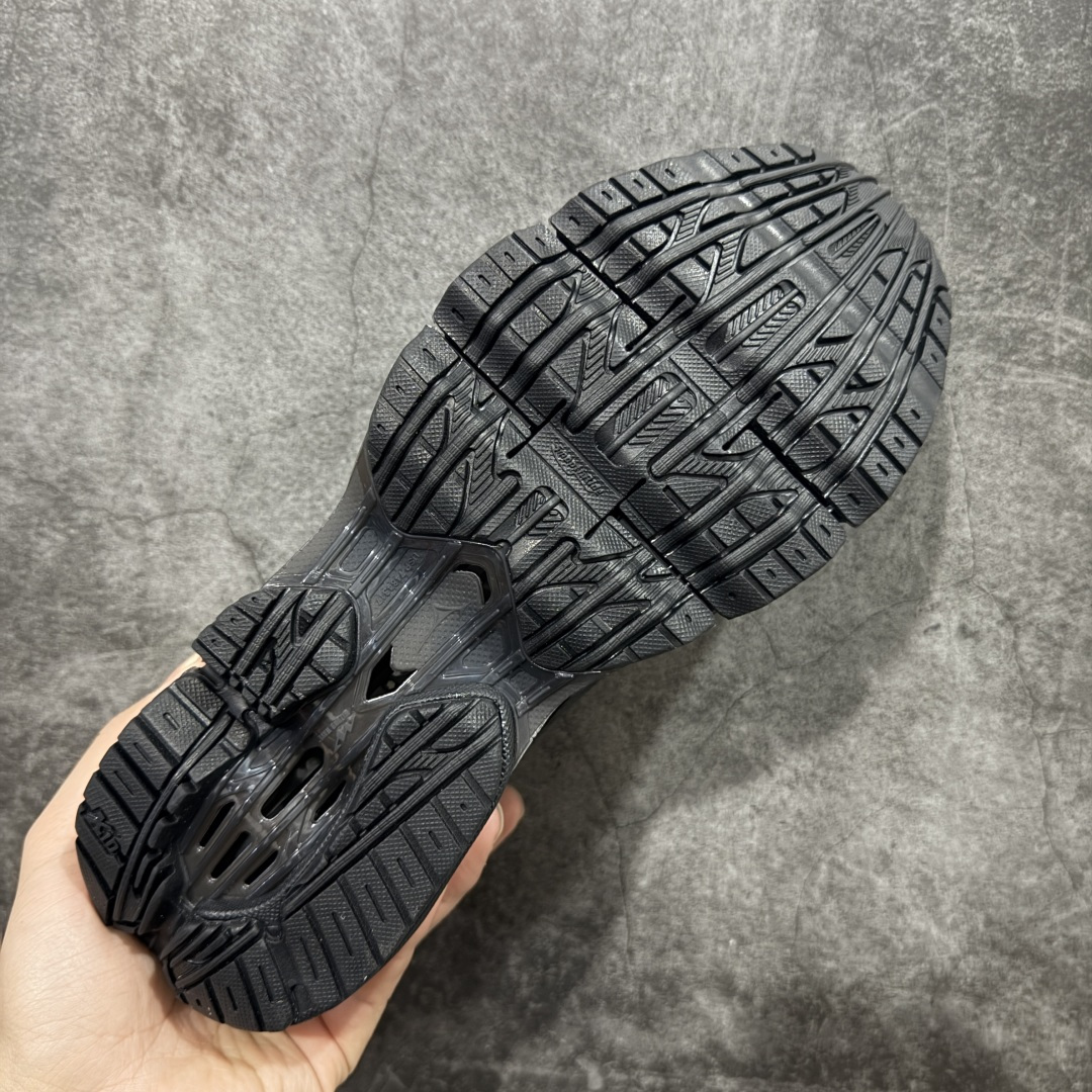 图片[9]-【纯原版】Mizuno 美津侬 WAVE PROPHECY 14S 复古时尚休闲舒适运动跑步鞋 美津浓WAVE机械缓震 可以说是机械缓震跑鞋科技的翘楚有着非凡的适应性，有着充分而持久的缓震能力和轻量化设计，是一双可以陪伴我们日常训练甚至是半马比赛的跑鞋，无论是“跑步初哥”还是“精英老鸟”，只要不是比较夸张的大体重人群，都可以穿着WAVE RIDER 来跑步。如果你不知道跑步穿什么鞋，不知道给别人推荐什么鞋，那么选“美津浓 ” 尺码：36-45-选品中心