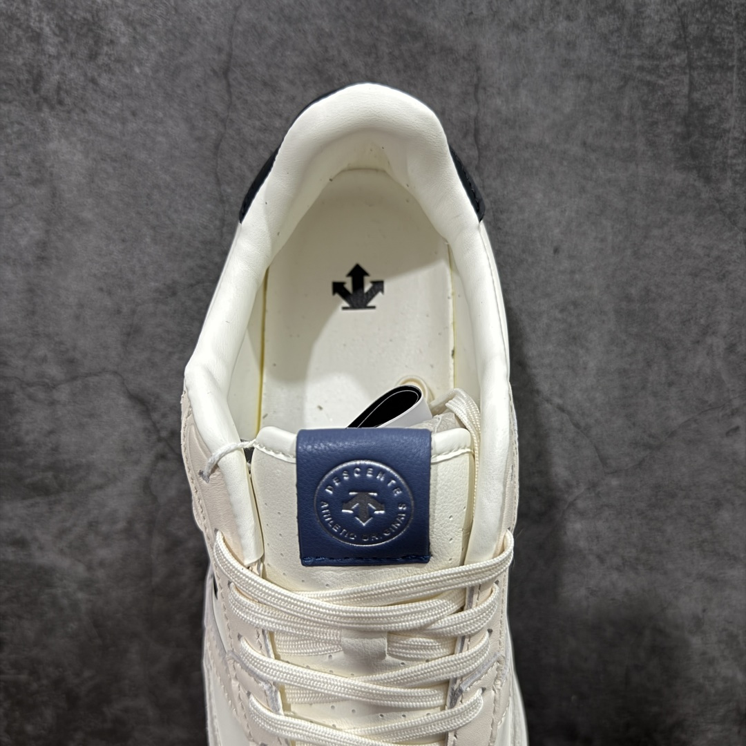 图片[8]-【纯原版】迪桑特DESCENTE Chron TRAINER 运动简约 低帮 生活休闲鞋 市面最优品质 区别市场版本 DESCENTE（迪桑特）创立于1935年，品牌名取自法语词汇，意为“滑降”。品牌箭头标识代表滑雪的三种技术“高速直线滑行”、“穿越”和“侧滑”，也寓意品牌在打造高端专业运动产品中不断追求完美的创新精神，致力于成为中国高端专业滑雪、综训、女子、铁人三项、高尔夫的第一品牌。 尺码：36 36.5 37 38 38.5 39 40 40.5 41 42 42.5 43 44 44.5 45-选品中心