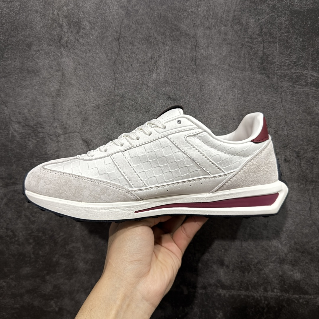 图片[2]-【纯原版】迪桑特DESCENTE Chron TRAINER 运动简约 低帮 生活休闲鞋 马年限定 市面最优品质 区别市场版本 DESCENTE（迪桑特）创立于1935年，品牌名取自法语词汇，意为“滑降”。品牌箭头标识代表滑雪的三种技术“高速直线滑行”、“穿越”和“侧滑”，也寓意品牌在打造高端专业运动产品中不断追求完美的创新精神，致力于成为中国高端专业滑雪、综训、女子、铁人三项、高尔夫的第一品牌。 尺码：36 36.5 37 38 38.5 39 40 40.5 41 42 42.5 43 44 44.5 45-选品中心