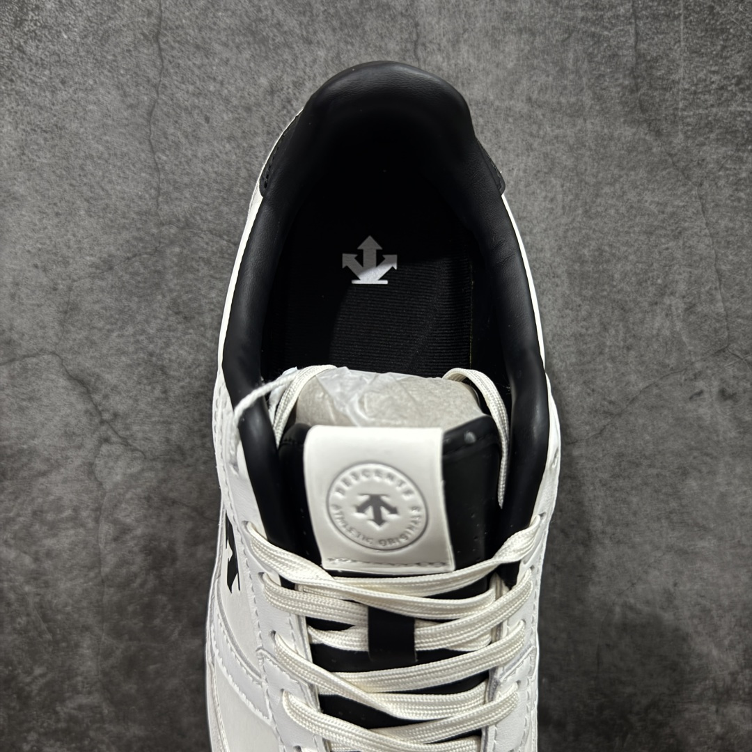 图片[8]-【纯原版】迪桑特DESCENTE Chron TRAINER 运动简约 低帮 生活休闲鞋 市面最优品质 区别市场版本 DESCENTE（迪桑特）创立于1935年，品牌名取自法语词汇，意为“滑降”。品牌箭头标识代表滑雪的三种技术“高速直线滑行”、“穿越”和“侧滑”，也寓意品牌在打造高端专业运动产品中不断追求完美的创新精神，致力于成为中国高端专业滑雪、综训、女子、铁人三项、高尔夫的第一品牌。 尺码：36 36.5 37 38 38.5 39 40 40.5 41 42 42.5 43 44 44.5 45-选品中心