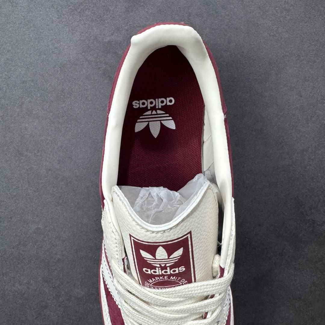 图片[7]-【定制版】马年新款海外定制限量发售 Adidas Originals SAMBA OG“马年联名限定-酒红”鞋侧 “2026” 奔马刺绣灵动鲜活，暗藏 “马到成功、红运当头” 的美好寓意，酒红色绒面拼接米白色皮革，绒面鞋面柔软亲肤，橡胶防滑大底稳当贴脚，既是街头复古单品，也是新年氛围感利器。 货号：ZH2596 尺码：36 36.5 37.5 38 38.5 39 40 40.5 41 42 42.5 43 44 44.5 45-选品中心