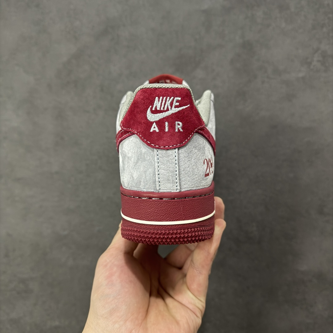 图片[4]-【定制版】Nike Air Force 1\’07 Low 马年限定 空军一号低帮休闲板鞋  #原楦头原纸板 高端定制鞋盒 原厂鞋底 超高清洁度 细节完美 货号：JP2026-136  尺码：36 36.5 37.5 38 38.5 39 40 40.5 41 42 42.5 43 44 44.5 45-选品中心