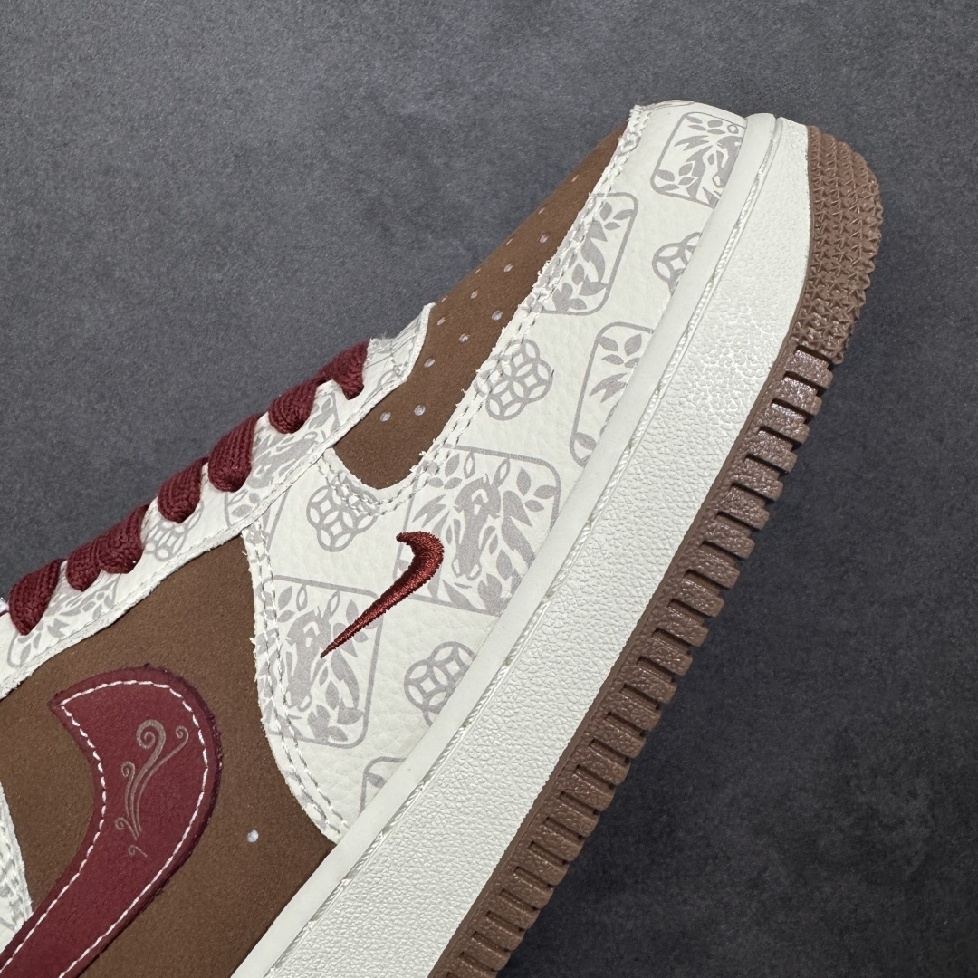 图片[5]-【定制版】Nike Air Force 1\’07 Low 马年限定联名 白棕铜钱风 空军一号低帮休闲板鞋  #原楦头原纸板 高端定制鞋盒 原厂鞋底 超高清洁度 细节完美 货号：DW8806-007  尺码：36 36.5 37.5 38 38.5 39 40 40.5 41 42 42.5 43 44 44.5 45-选品中心