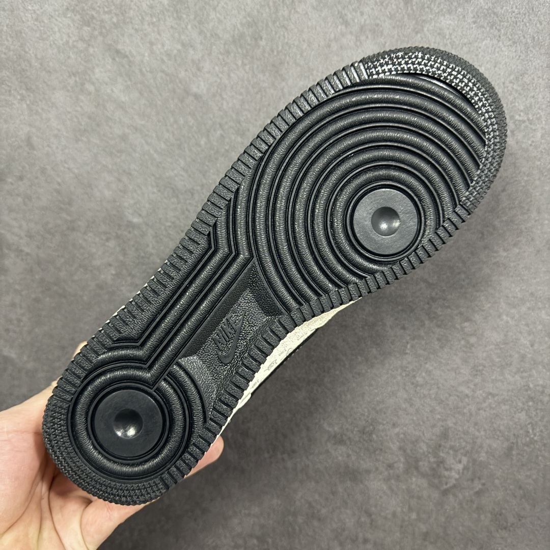 图片[9]-【定制版】Nike Air Force 1\’07 Low 情人节主题 空军一号低帮休闲板鞋  #原楦头原纸板 高端定制鞋盒 原厂鞋底 超高清洁度 细节完美 货号：DW8806-006  尺码：36 36.5 37.5 38 38.5 39 40 40.5 41 42 42.5 43 44 44.5 45-选品中心