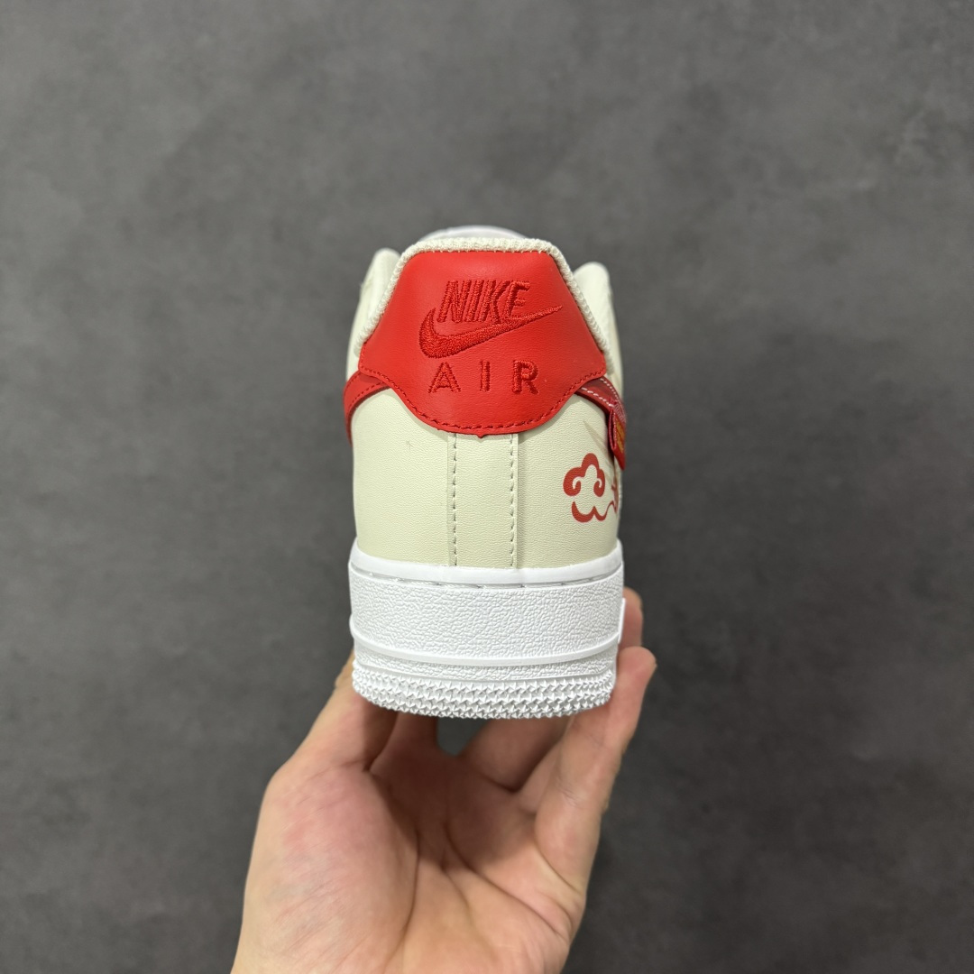 图片[4]-【定制版】Nike Air Force 1\’07 Low 马年系列 空军一号低帮休闲板鞋  #原楦头原纸板 高端定制鞋盒 原厂鞋底 超高清洁度 细节完美 货号：ZH0316-169  尺码：36 36.5 37.5 38 38.5 39 40 40.5 41 42 42.5 43 44 44.5 45-选品中心
