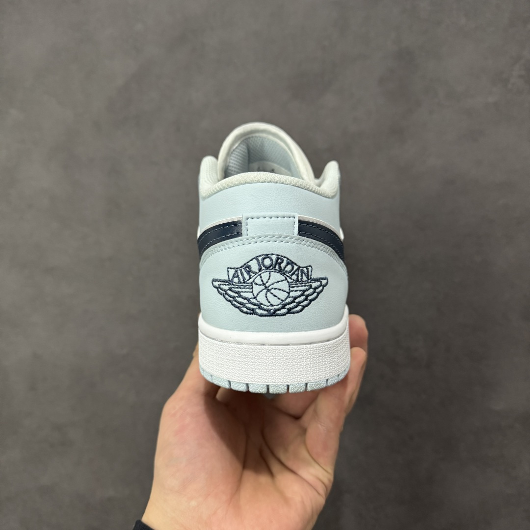 图片[4]-【H11版本】耐克Nike Air Jordan 1 AJ1经典复古经典低帮百搭文化篮球鞋 553558-400 公司级真标半码制#原档案原数据开发版型#采用荔枝纹头层皮革鞋面材质#原厂立体填充鞋舌海绵#中底注胶孔及缜密中底拉帮工艺#原数据开发模具大底 尺码：35.5 36 36.5 37.5 38 38.5 39 40 40.5 41 42 42.5 43 44 44.5 45 46 47.5 编码：H11B250260-选品中心