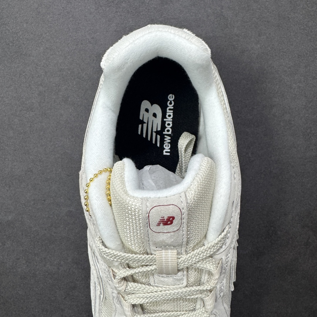 图片[7]-【公司级】New Balance 新百伦204 复古休闲运动百搭老爹跑步鞋 #采用猪巴革组合网织鞋面材质 #3层组合底模精密开发 #中底嵌入碳板缓震及后跟嵌入TPU装饰条稳固 货号： U204L8OV 尺码：36 37 37.5 38 38.5 39.5 40 40.5 41.5 42 42.5 43 44 44.5 45-选品中心