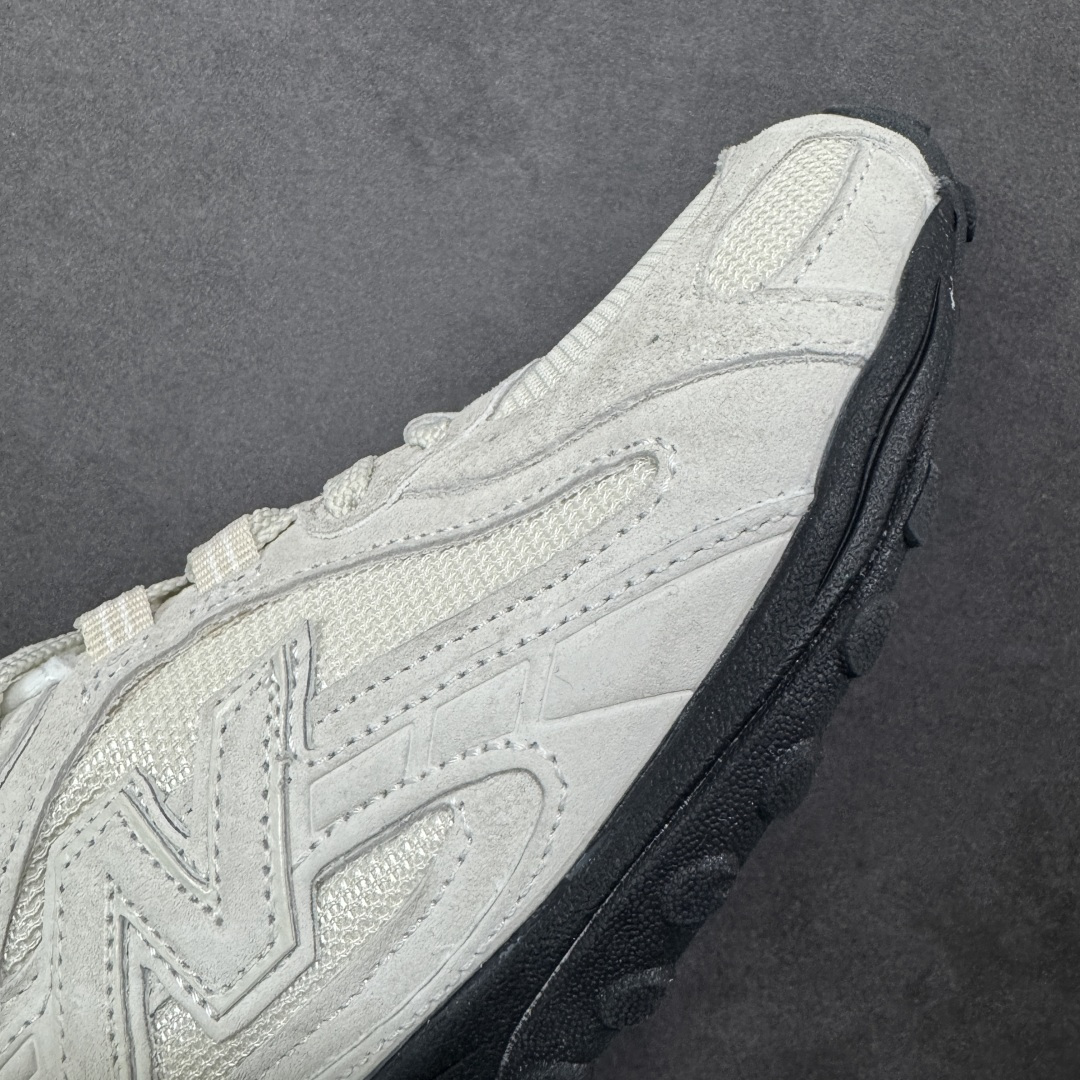 图片[5]-【公司级】New Balance 新百伦204 复古休闲运动百搭老爹跑步鞋 #采用猪巴革组合网织鞋面材质 #3层组合底模精密开发 #中底嵌入碳板缓震及后跟嵌入TPU装饰条稳固 货号： U204L8OV 尺码：36 37 37.5 38 38.5 39.5 40 40.5 41.5 42 42.5 43 44 44.5 45-选品中心