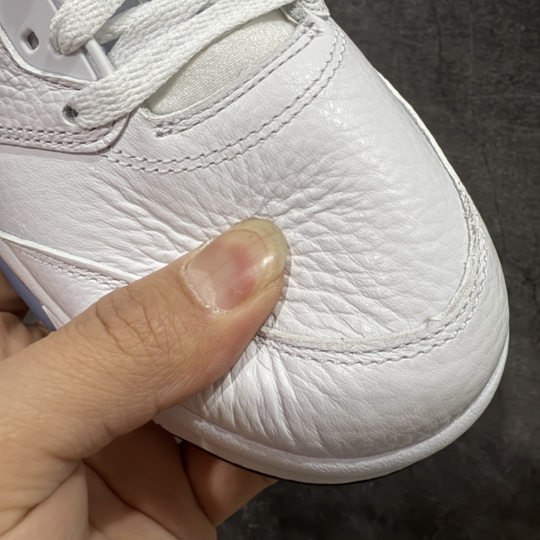图片[5]-【GX纯原】Air Jordan 5 AJ5 “复刻白银” HQ7978-103 原厂材料 原厂模具 原厂楦头 市场正确版本 区分错版 国内一线大厂出品 匠心打造 原厂皮料原厂数据 全新纸板 模具打造 外贸 平台高端零售专供品质 品质毋庸置疑 一眼正品既视感 细节均已解码 尺码：40 40.5 41 42 42.5 43 44 44.5 45 46 47.5 48.5-选品中心