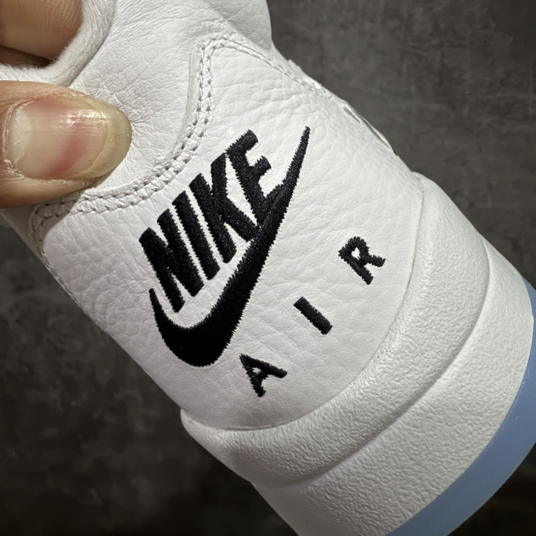 图片[2]-【GX纯原】Air Jordan 5 AJ5 “复刻白银” HQ7978-103 原厂材料 原厂模具 原厂楦头 市场正确版本 区分错版 国内一线大厂出品 匠心打造 原厂皮料原厂数据 全新纸板 模具打造 外贸 平台高端零售专供品质 品质毋庸置疑 一眼正品既视感 细节均已解码 尺码：40 40.5 41 42 42.5 43 44 44.5 45 46 47.5 48.5-选品中心