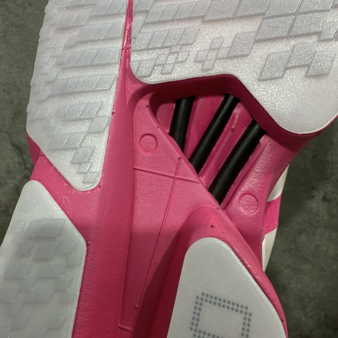 图片[9]-【NO.1纯原】Adidas Adizero Adios Pro 4 M竞训跑步鞋 JR1269 市场独一档品质 区别所有版本 原鞋购入开发数月 原材料 原档案打造 细节版型一比一 独立双层组合底私模. 搭配ENERGYRODS 2.0真碳柱，每一步都动力满满 鞋面用的是Lightlock技术，轻透又贴合，就像给脚定制的一样。 中底是全掌Lightstrike Pro泡棉，软弹感超绝 真正一比一还原真实脚感💪🏻 尺码：36 36.5 37 38 38.5 39 40 40.5 41 42 42.5 43 44 44.5 45 46-选品中心