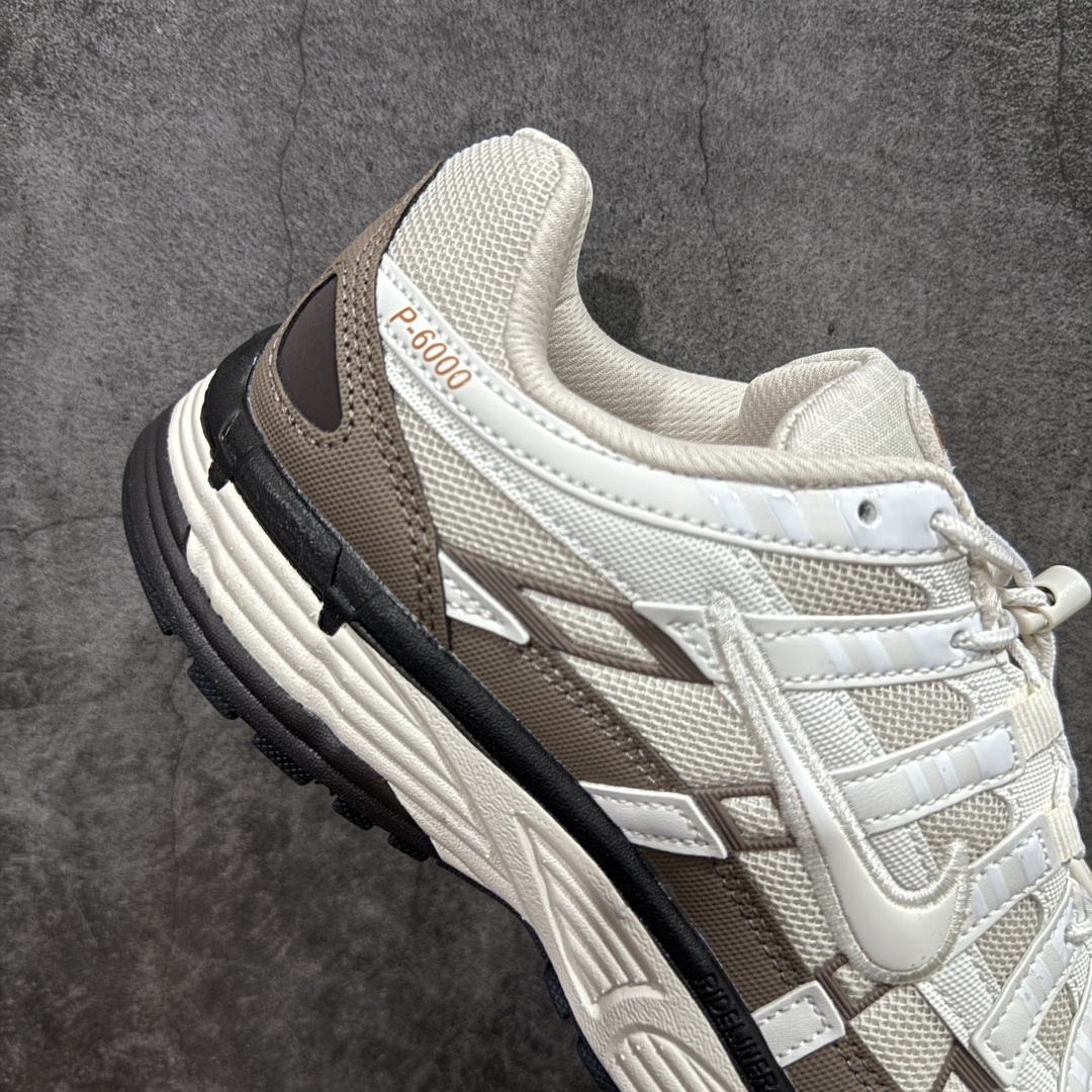 图片[7]-【外贸纯原版】Nike P-6000 Premium系列低帮复古老爹风休闲运动舒适慢跑鞋 IO1904-104 男女码真标半码制 升级原楦原纸版数据开发版型 采用硬质牛剖革组合透气网面材质 正确3层组织中底搭载EVA轻量缓震嵌入双层革新物料鞋垫,外置防滑耐磨橡胶底片❗ 尺码：36-47.5-选品中心